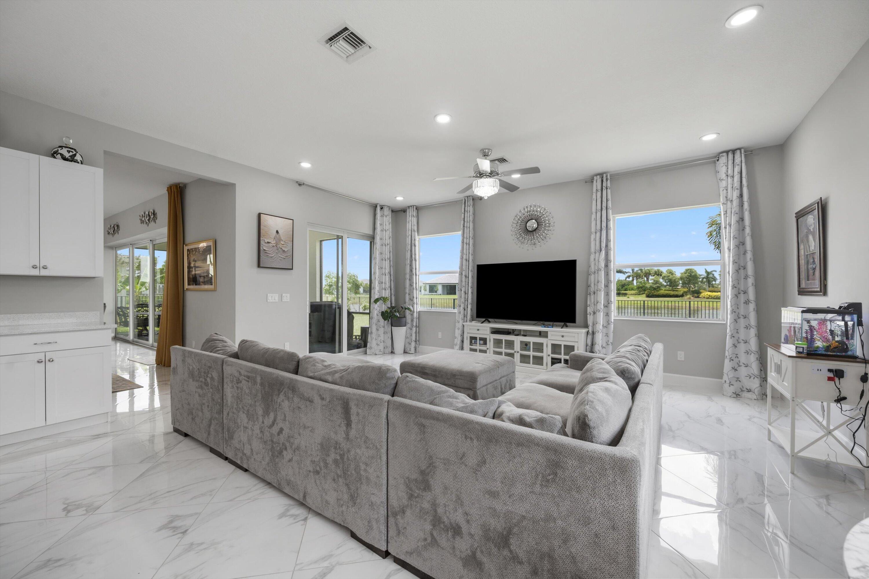 ORCHARDS OF WESTLAKE PHASE 1 - Residential