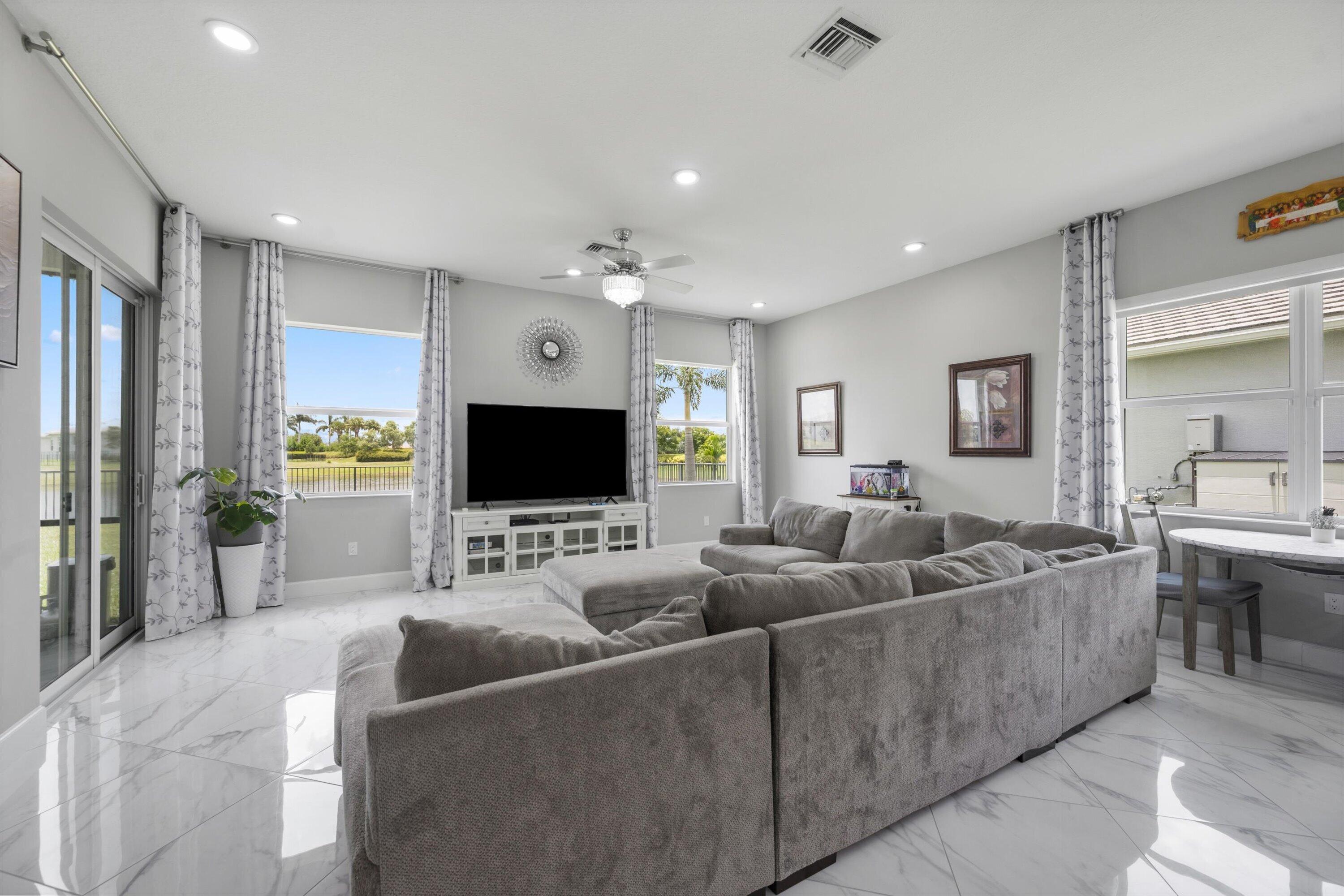 ORCHARDS OF WESTLAKE PHASE 1 - Residential