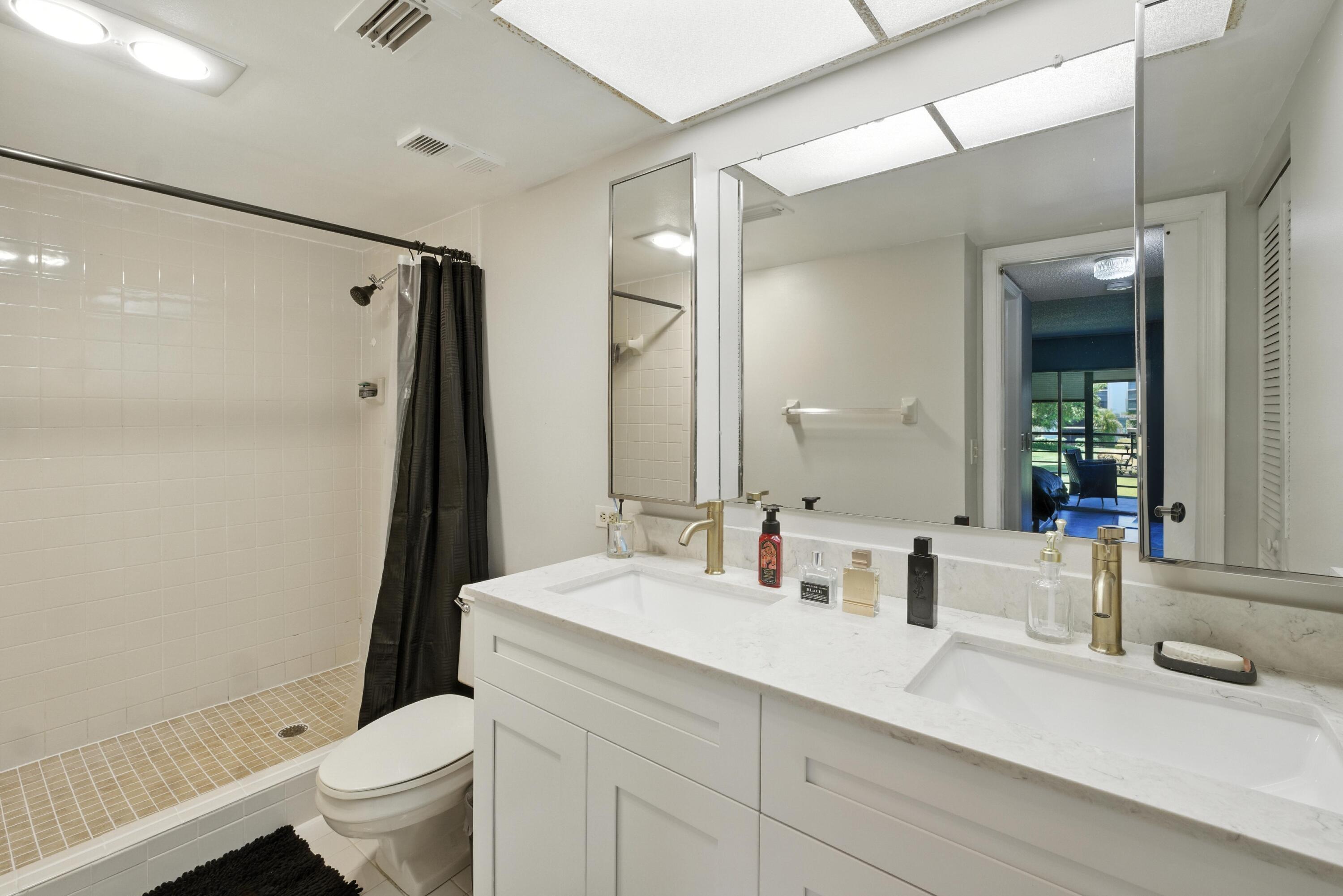 PINES OF BOCA BARWOOD CONDO - Residential