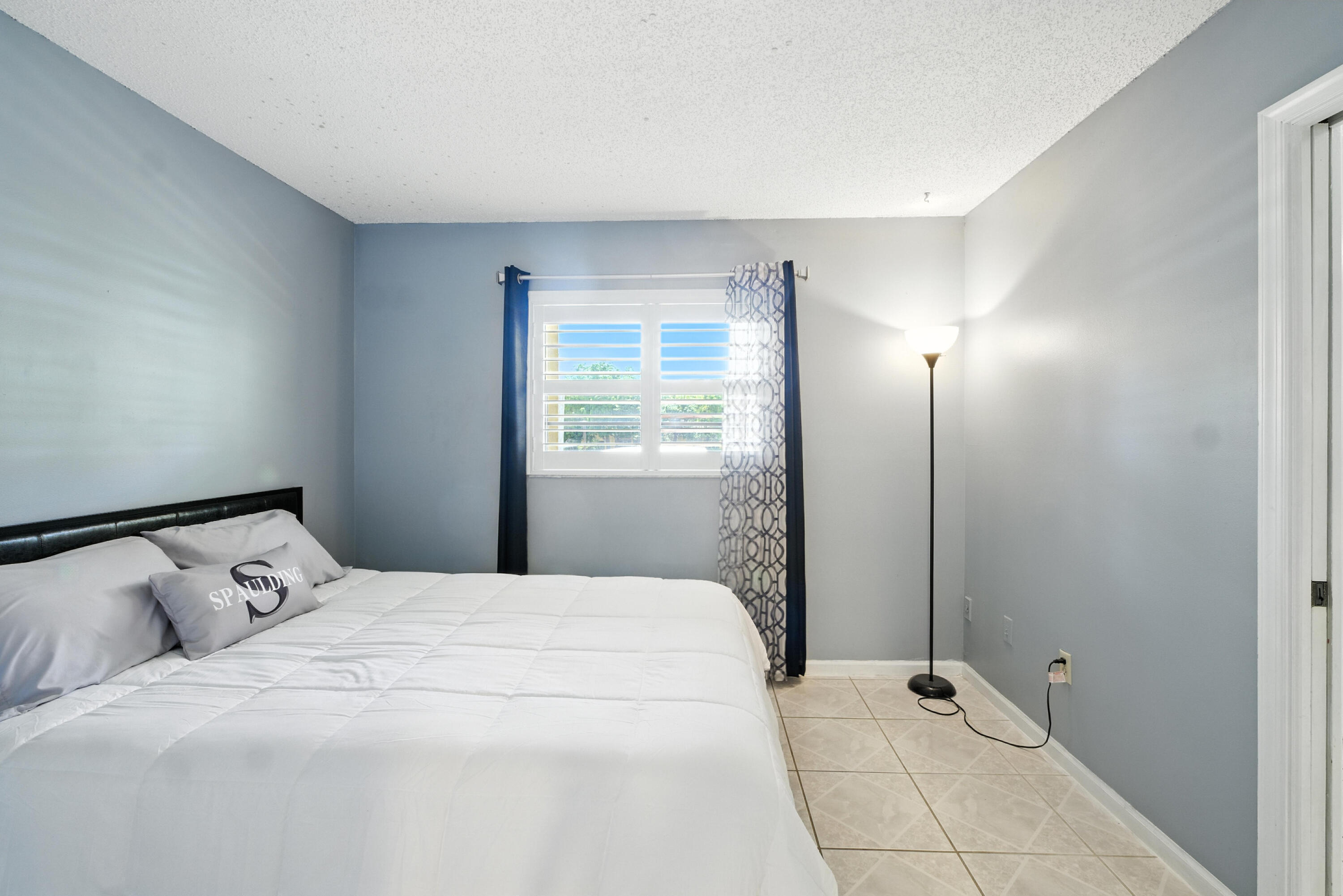 PINES OF BOCA BARWOOD CONDO - Residential