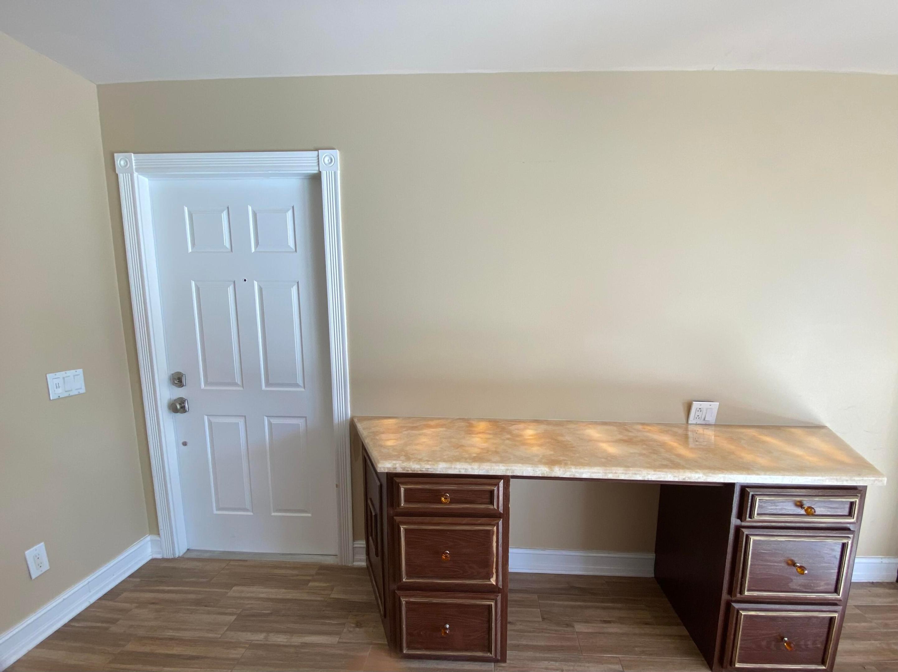 CATALINA LAKES - Residential