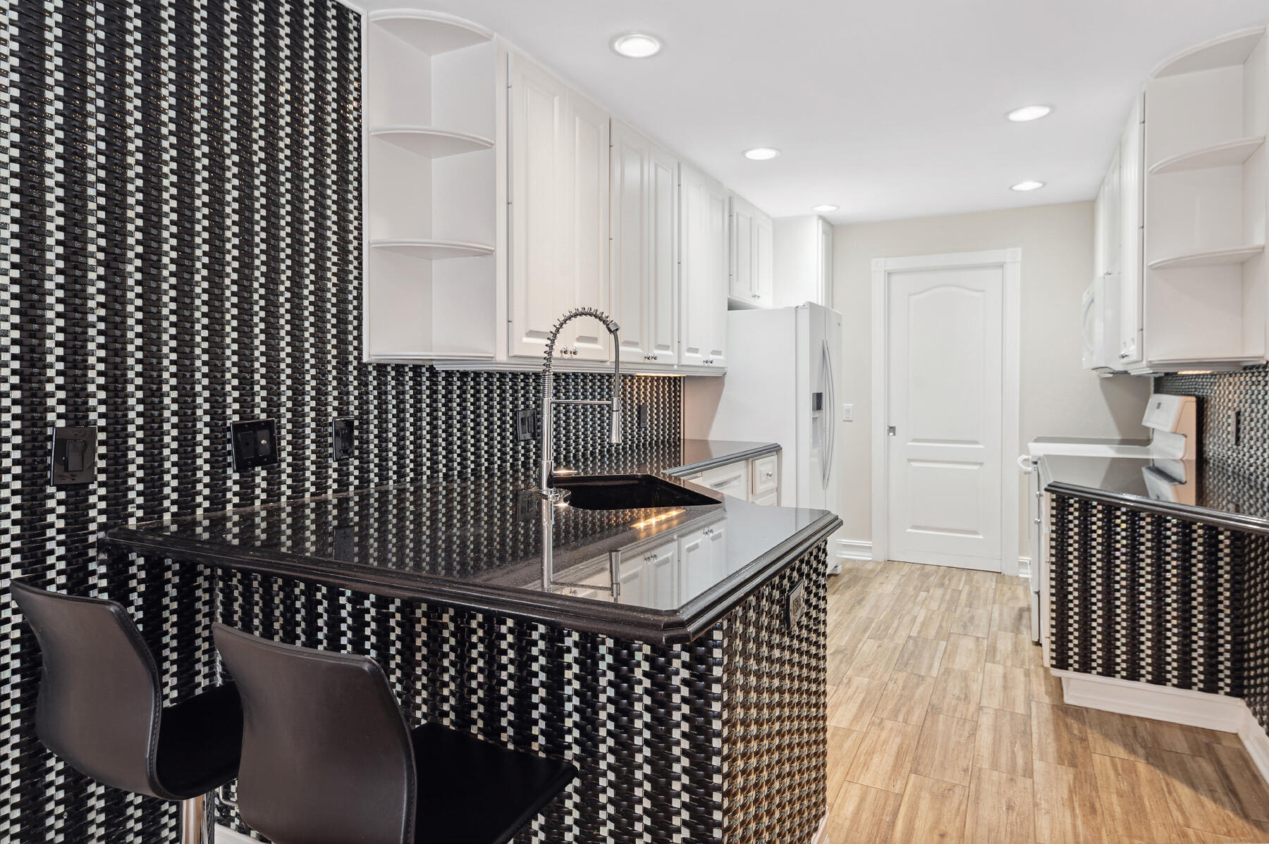 CATALINA LAKES - Residential