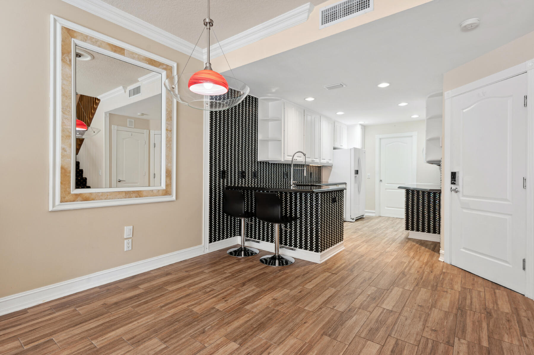 CATALINA LAKES - Residential