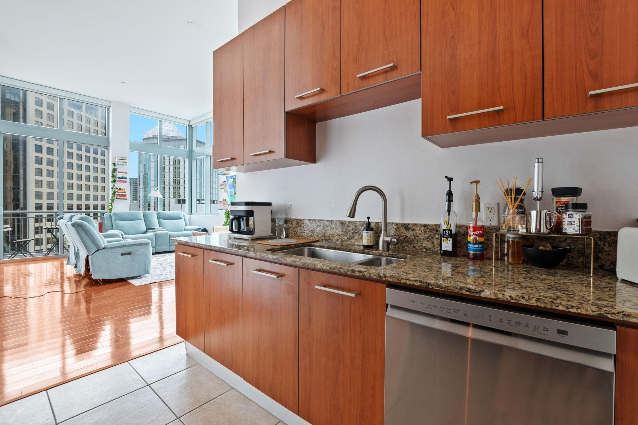 METROPOLIS II AT DADELAND CONDO - Residential