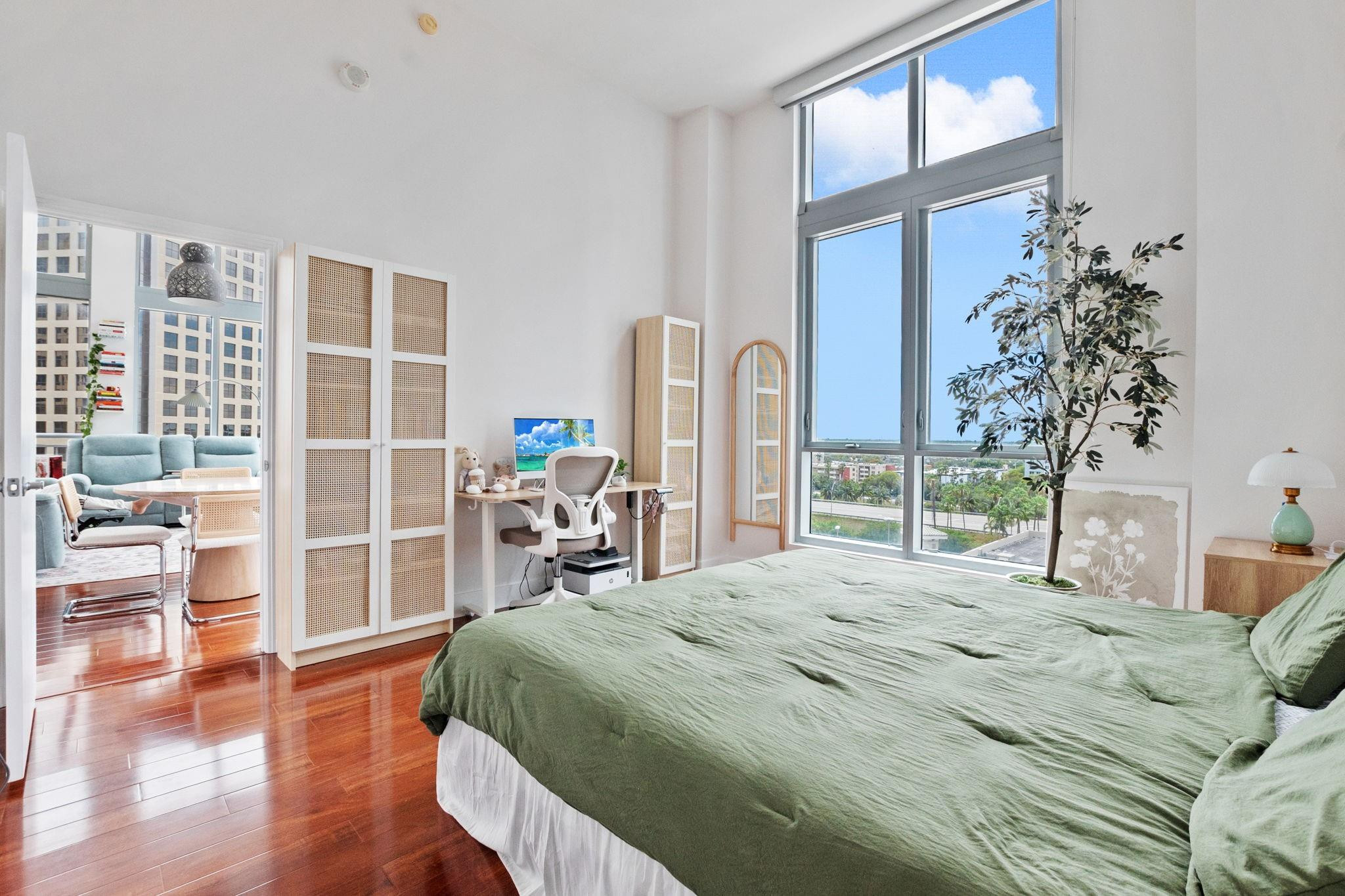 METROPOLIS II AT DADELAND CONDO - Residential