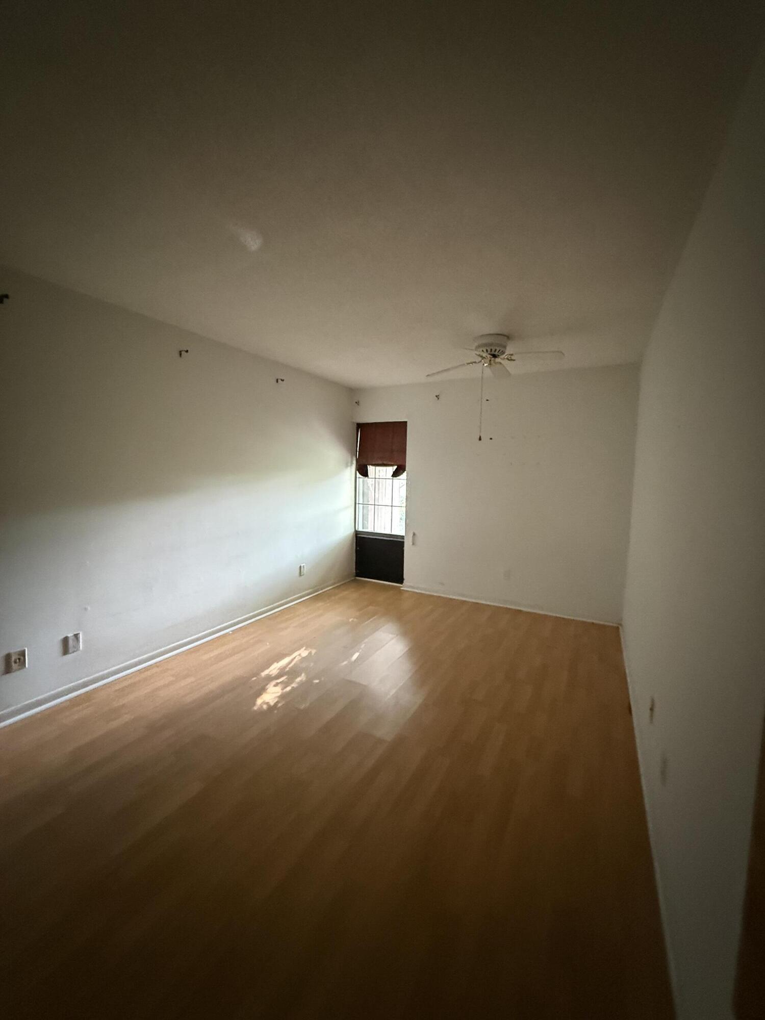 FOREST HILL VILLAS GARDEN CONDO - Residential