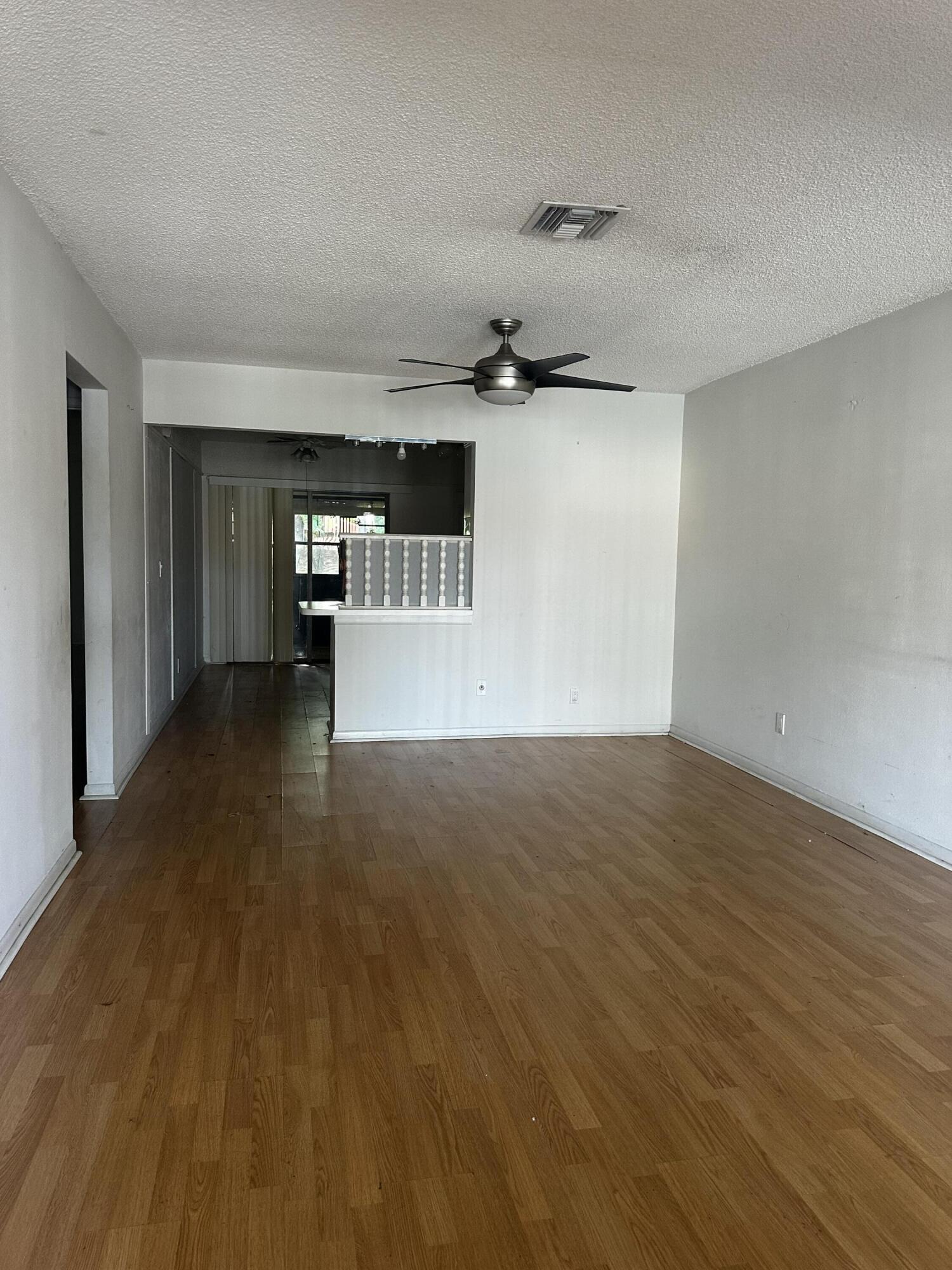 FOREST HILL VILLAS GARDEN CONDO - Residential