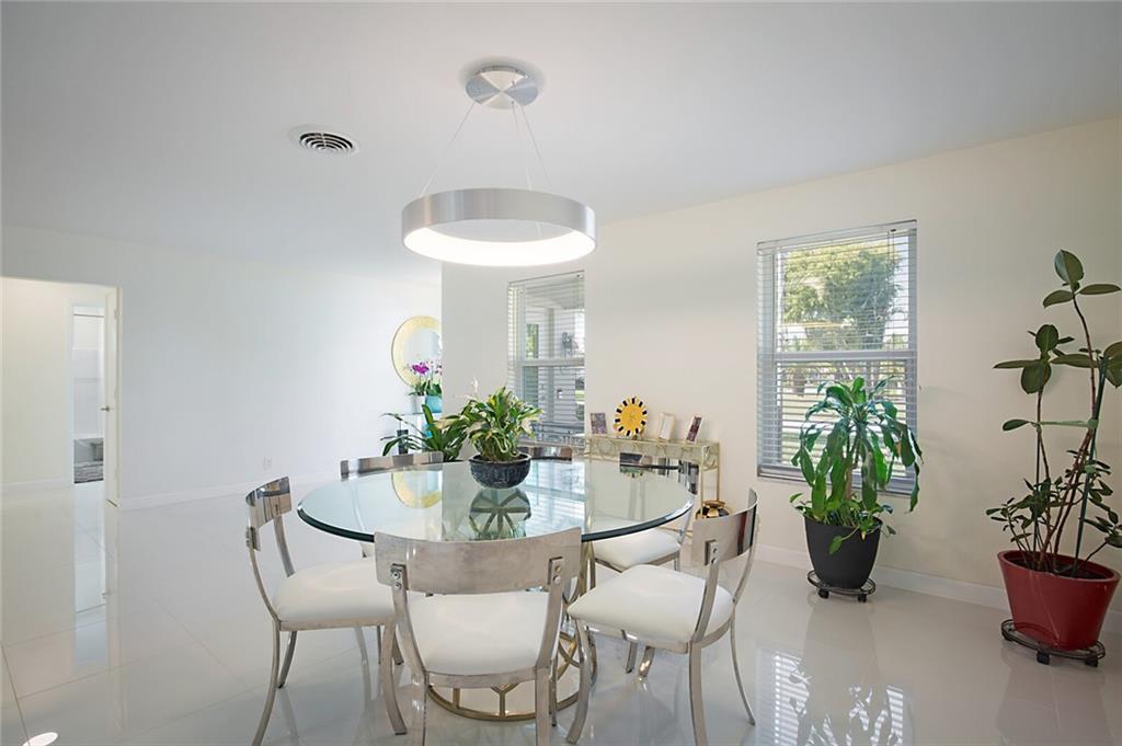 Coral Villas 47-45 B - Residential