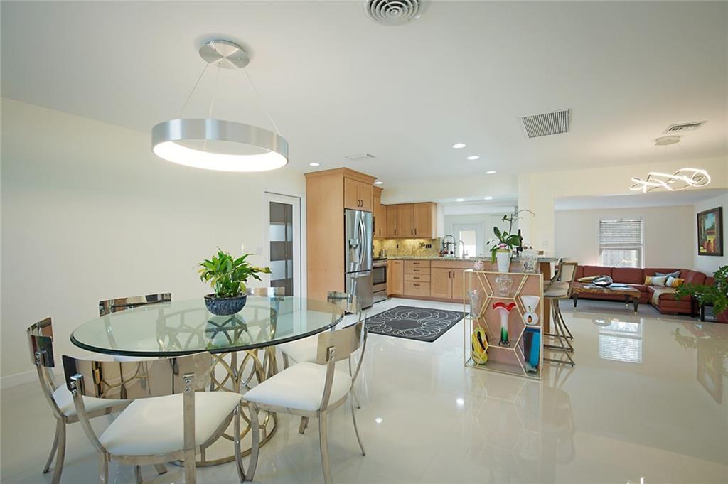 Coral Villas 47-45 B - Residential