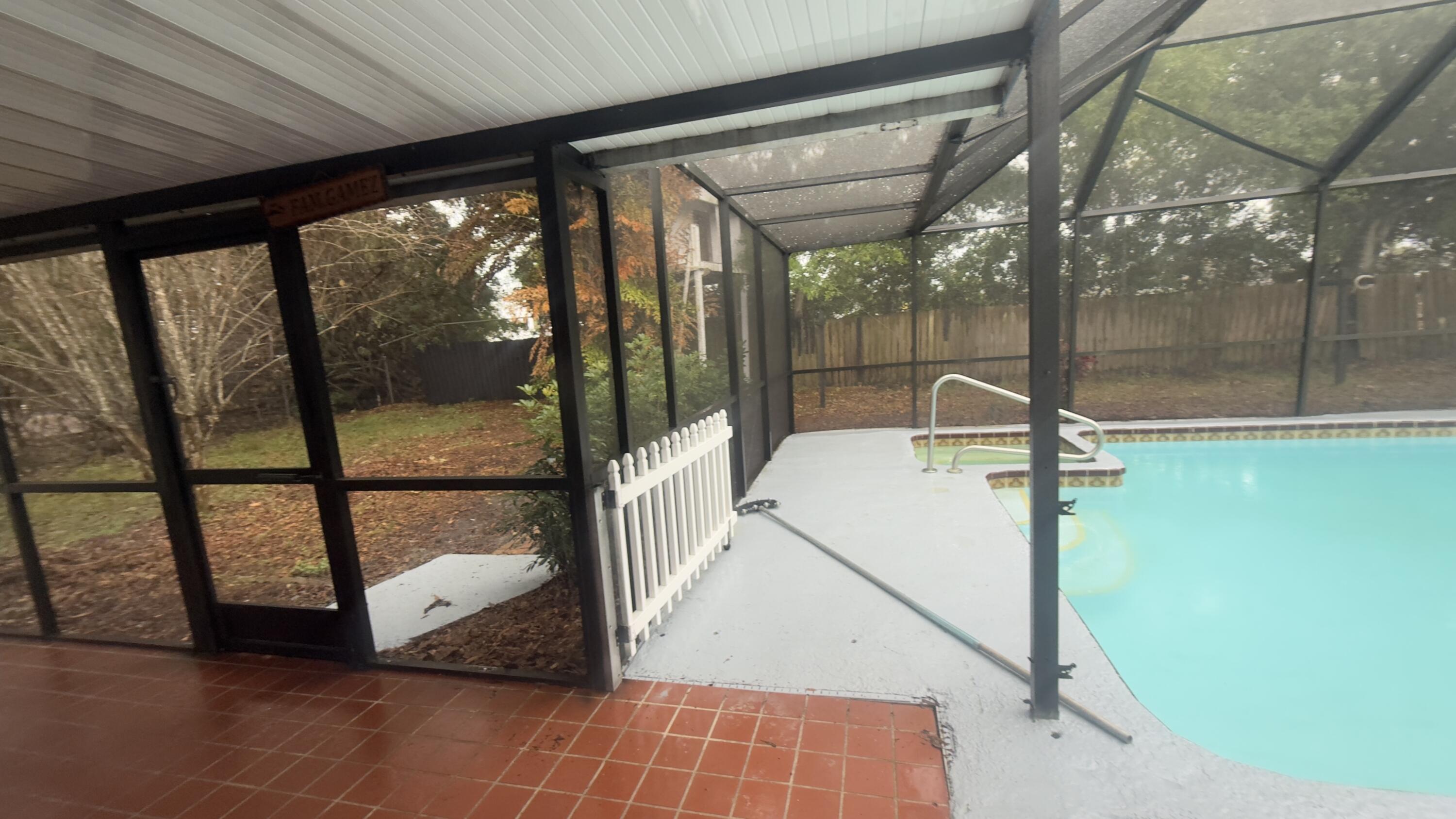 METES AND BOUNDS - Residential Lease