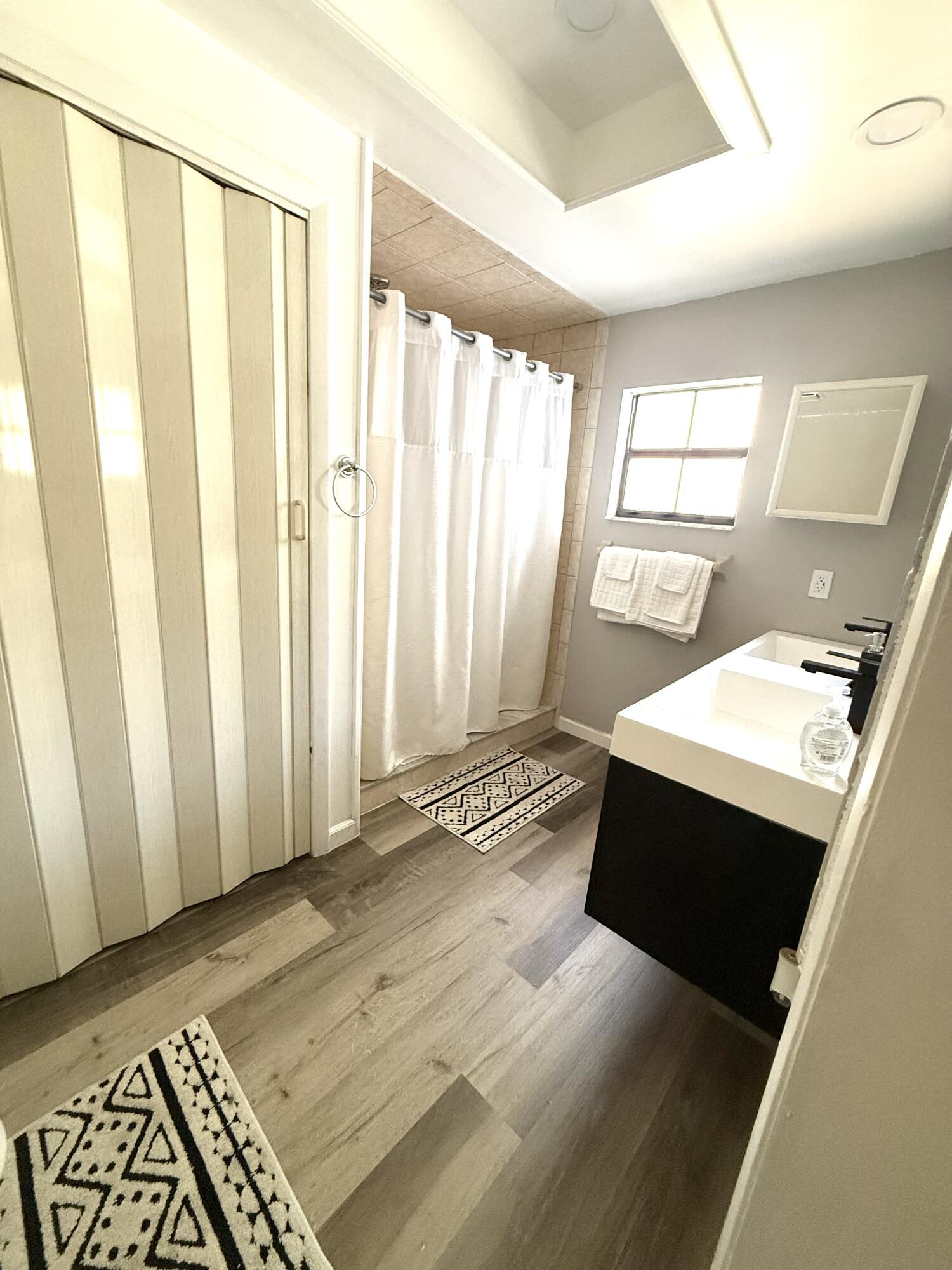 METES AND BOUNDS - Residential Lease