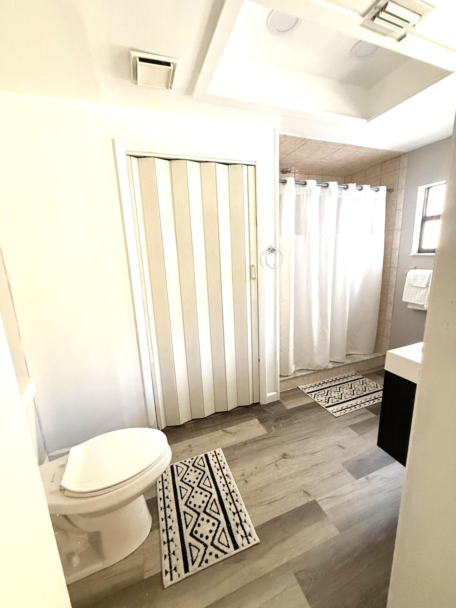 METES AND BOUNDS - Residential Lease