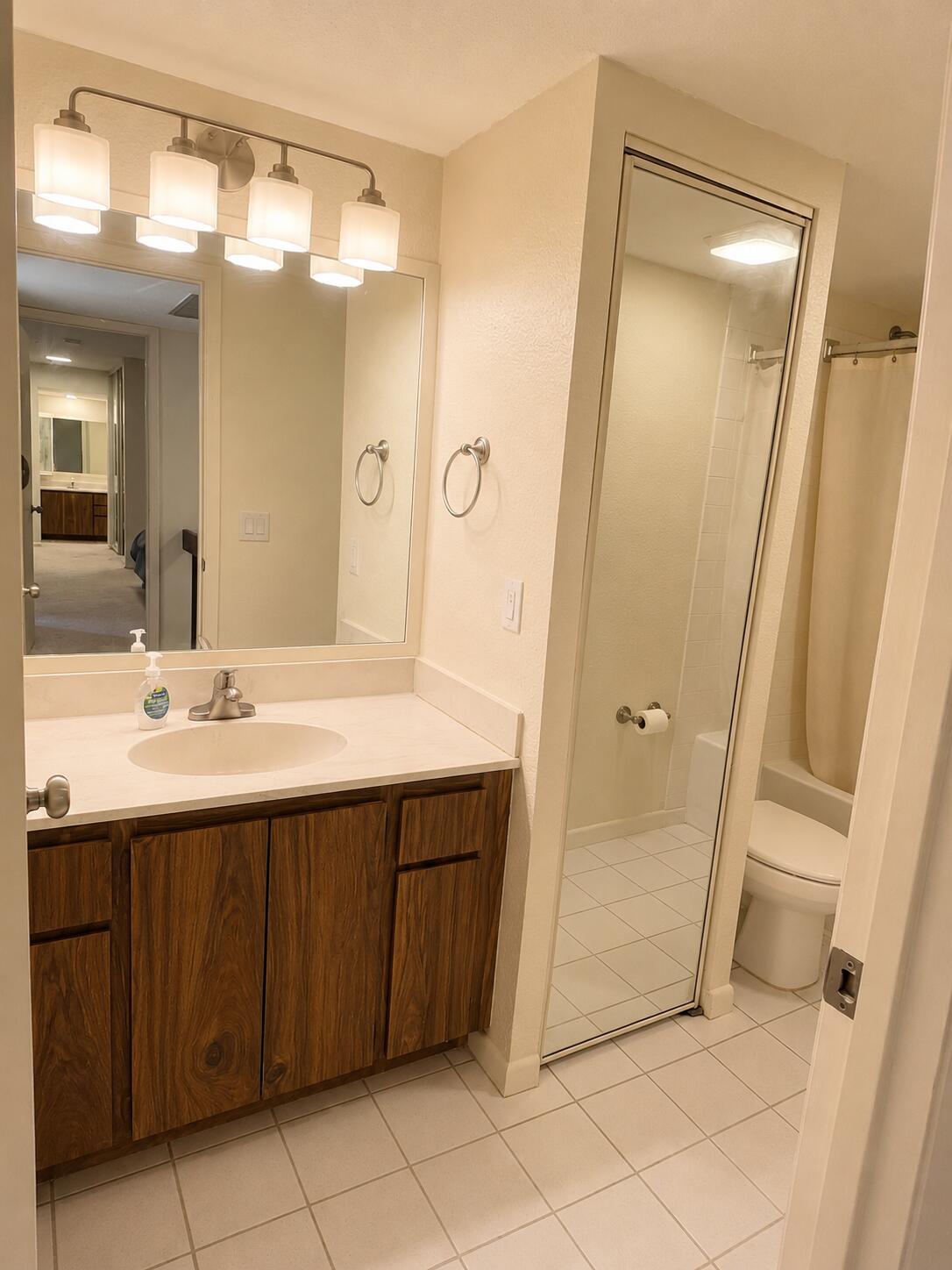 GLENWOOD TWNHS - Residential