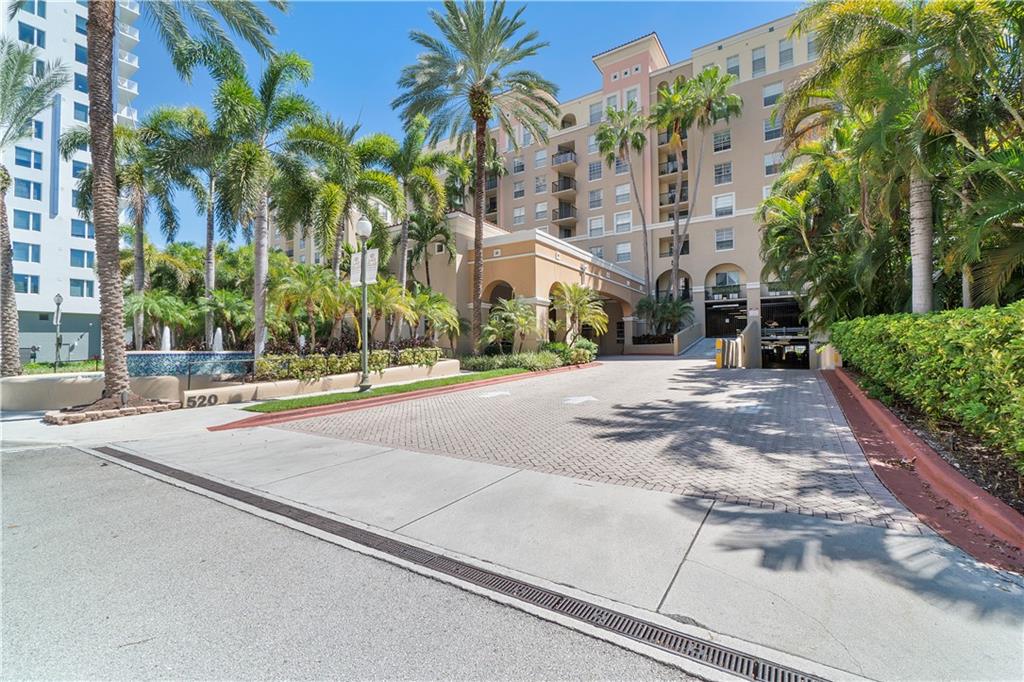 Las Olas By The River - Residential
