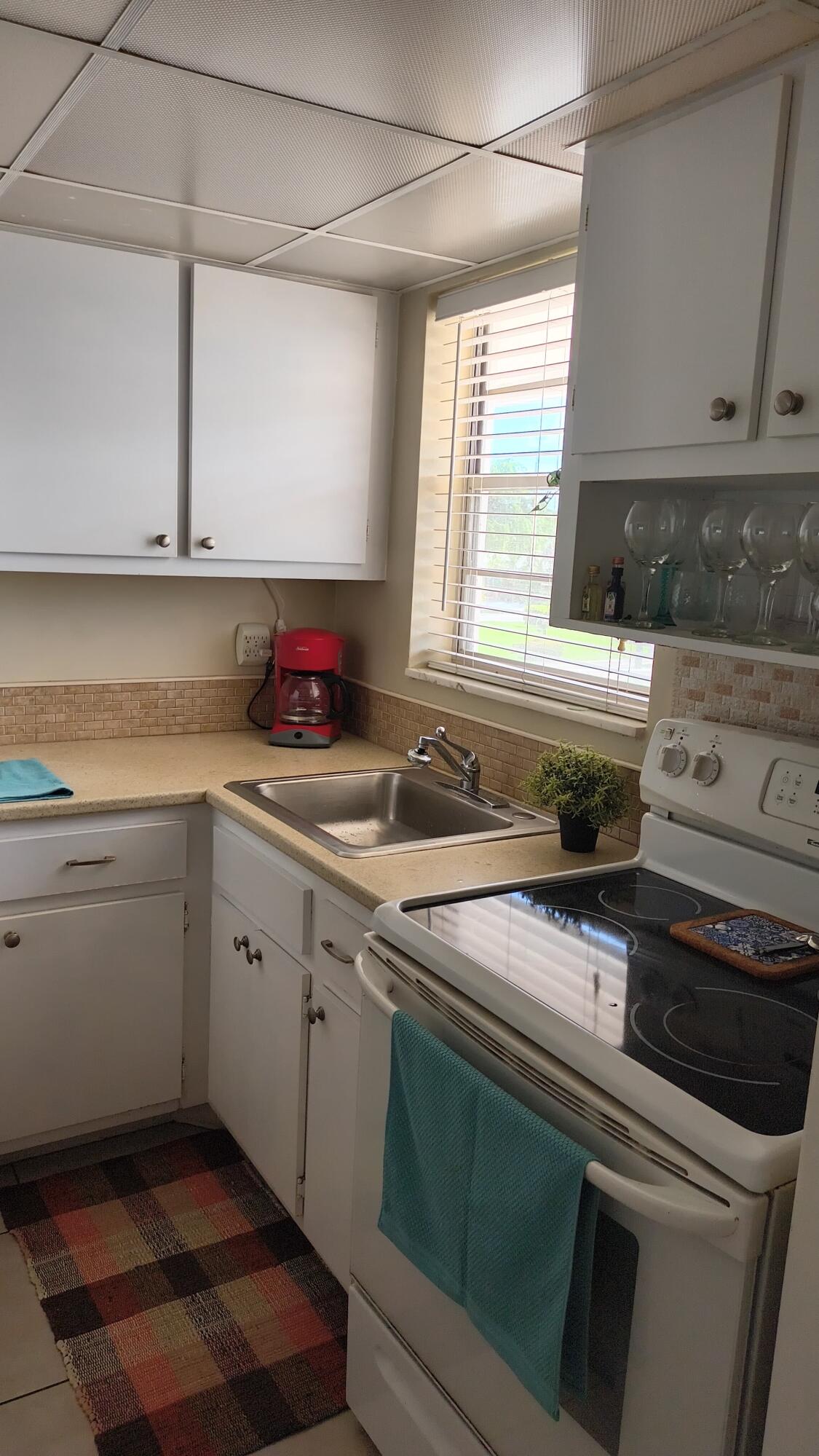 LEISUREVILLE FAIRWAY TEN CONDO - Residential