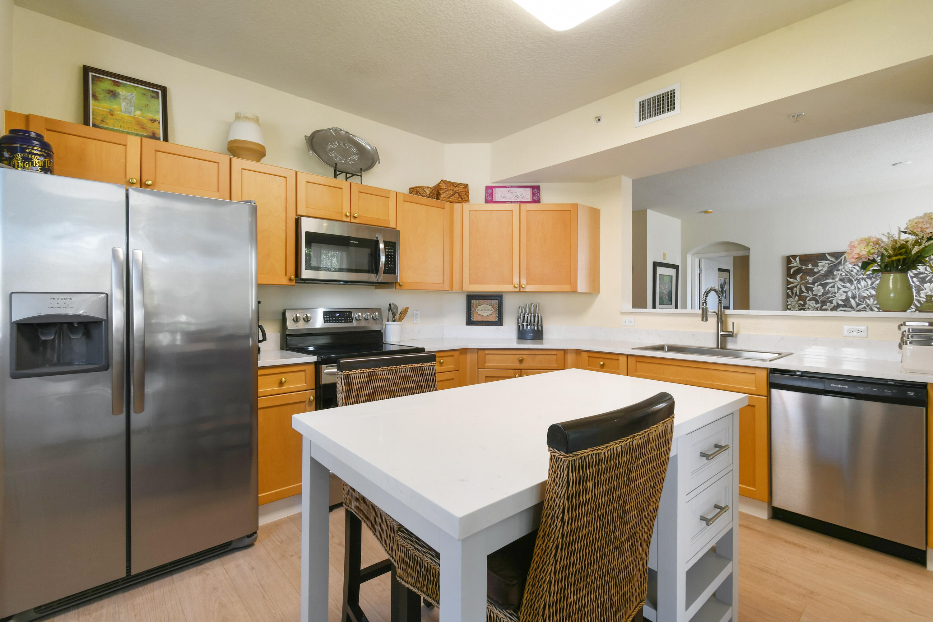 RESIDENCES AT LEGACY PLACE CONDO - Residential