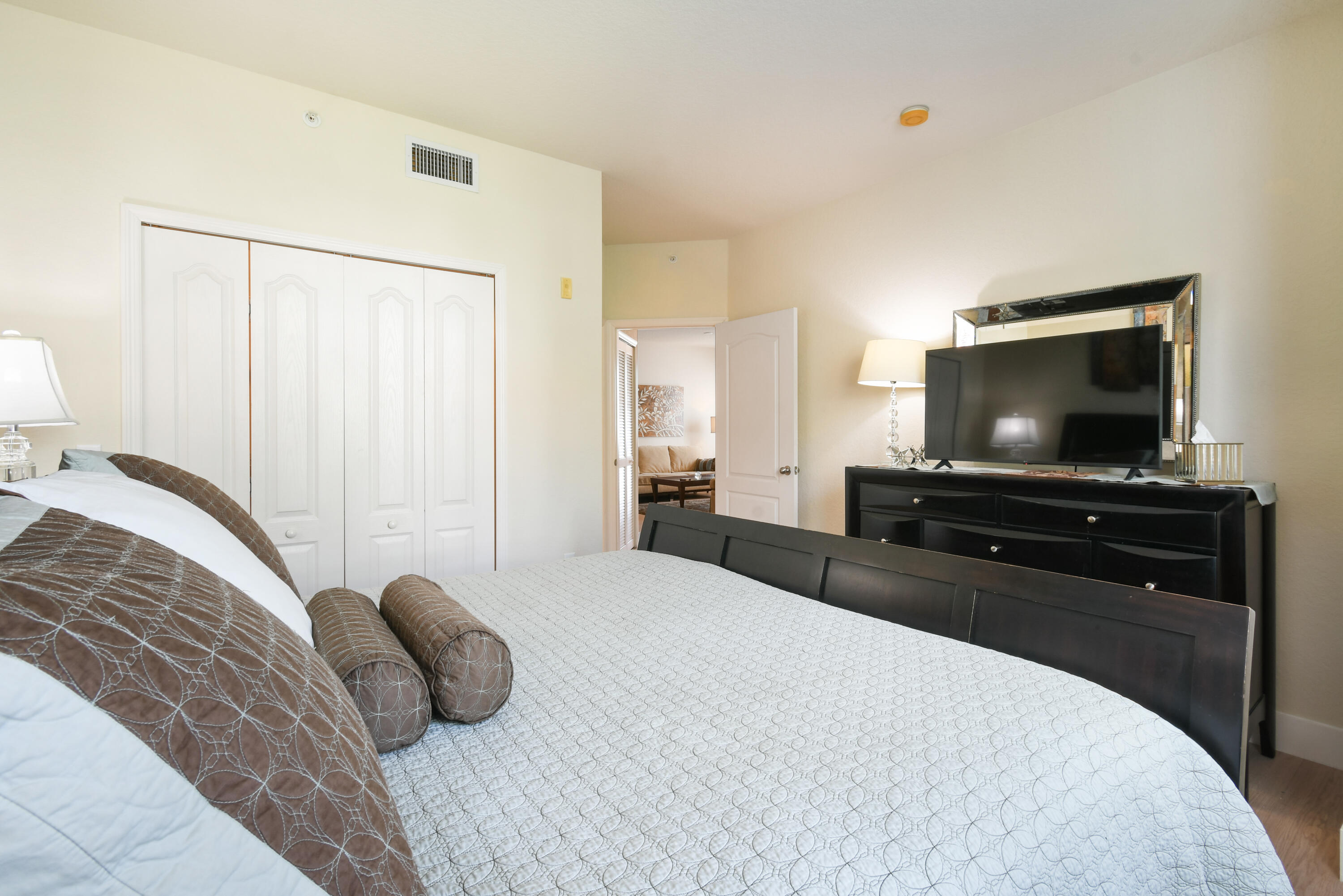 RESIDENCES AT LEGACY PLACE CONDO - Residential