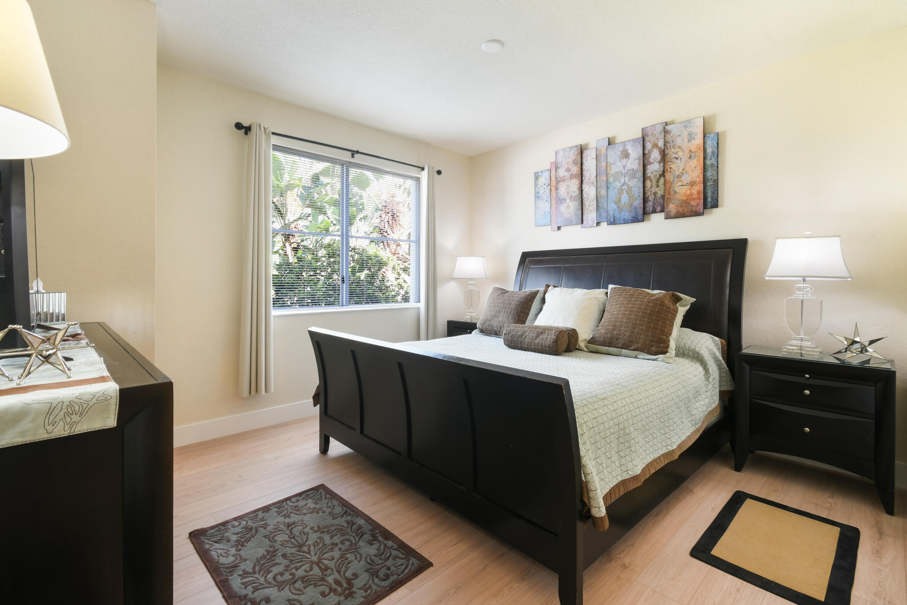 RESIDENCES AT LEGACY PLACE CONDO - Residential