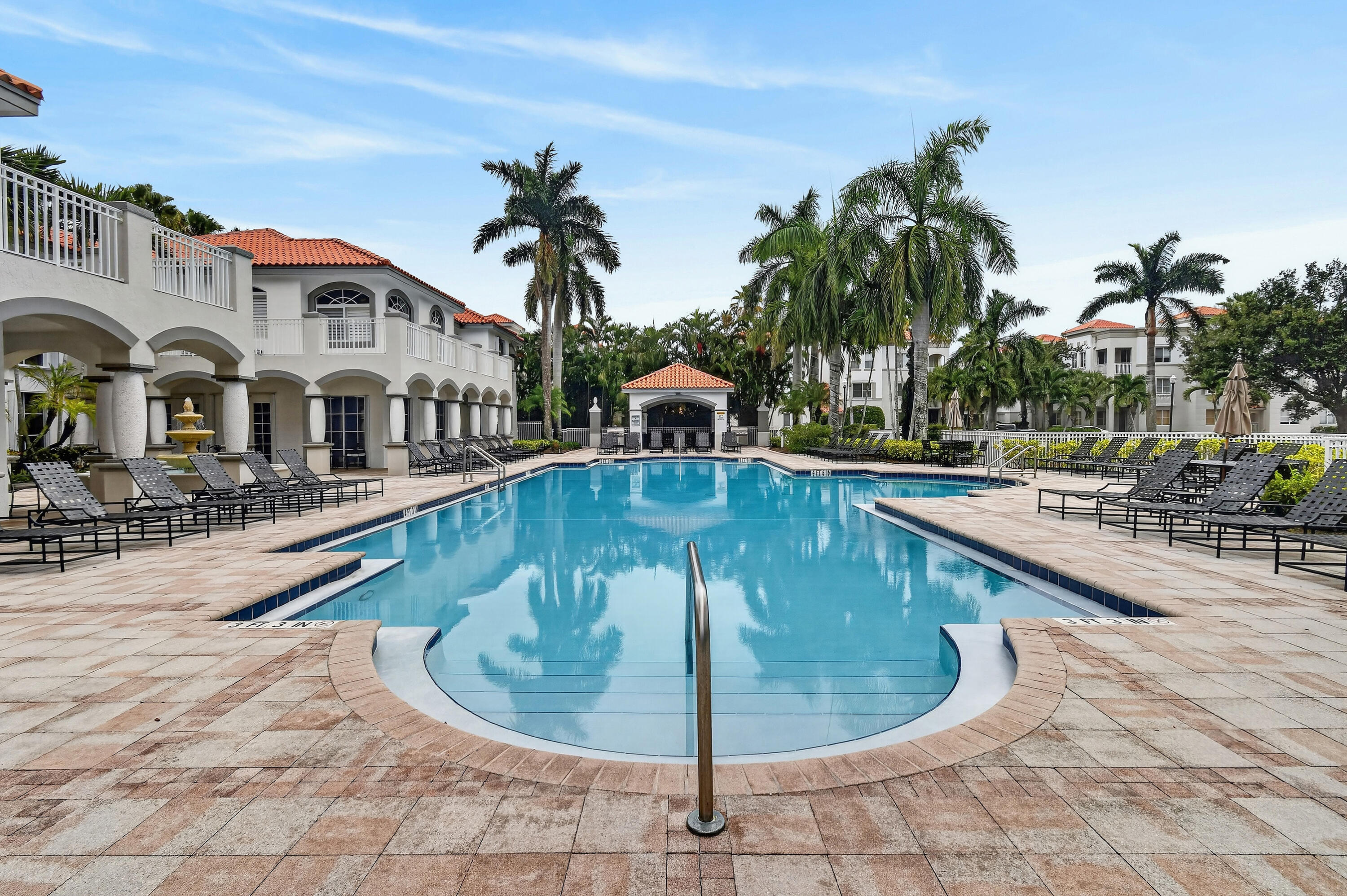 RESIDENCES AT LEGACY PLACE CONDO - Residential
