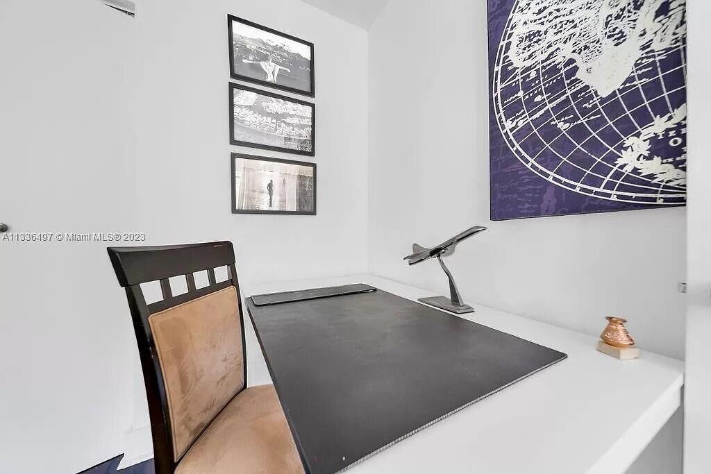 OCTAGON TOWERS I CONDO - Residential