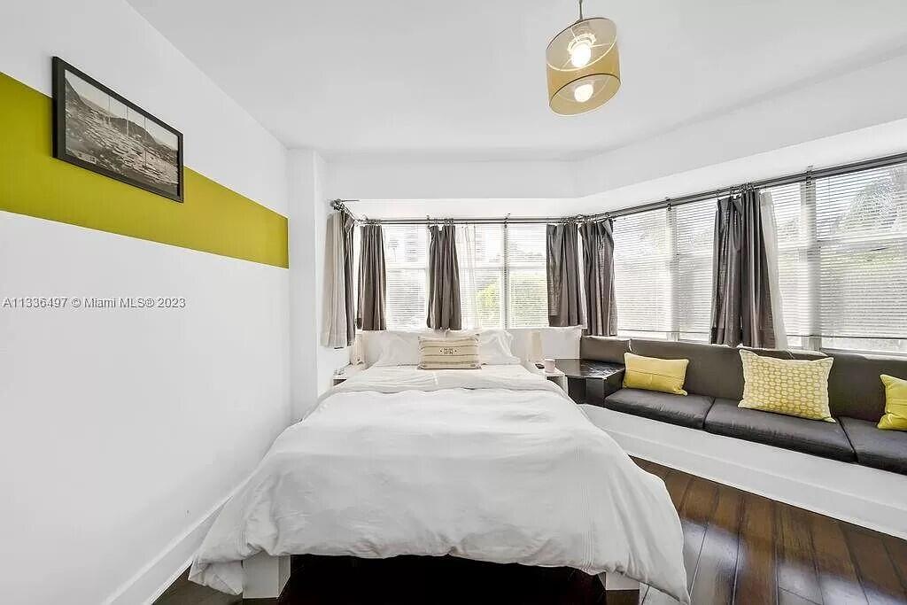 OCTAGON TOWERS I CONDO - Residential