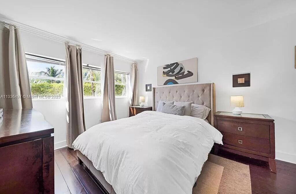 OCTAGON TOWERS I CONDO - Residential