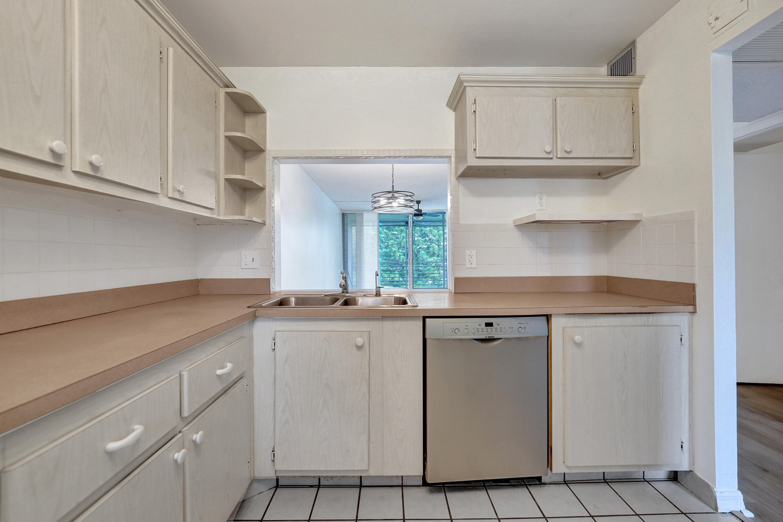 POINCIANA 7 OF PINE ISLAND RIDGE - Residential