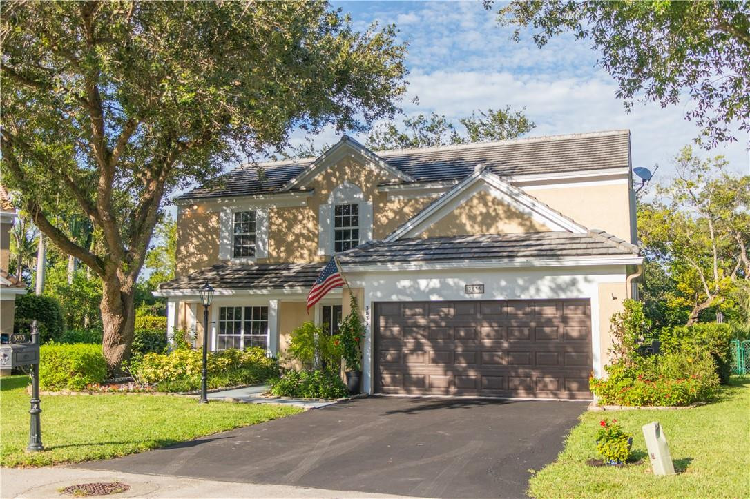WOODSIDE ESTATES - Residential