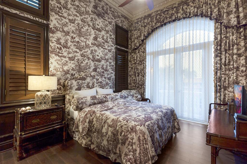 OCEAN PLACE ESTATES - Residential