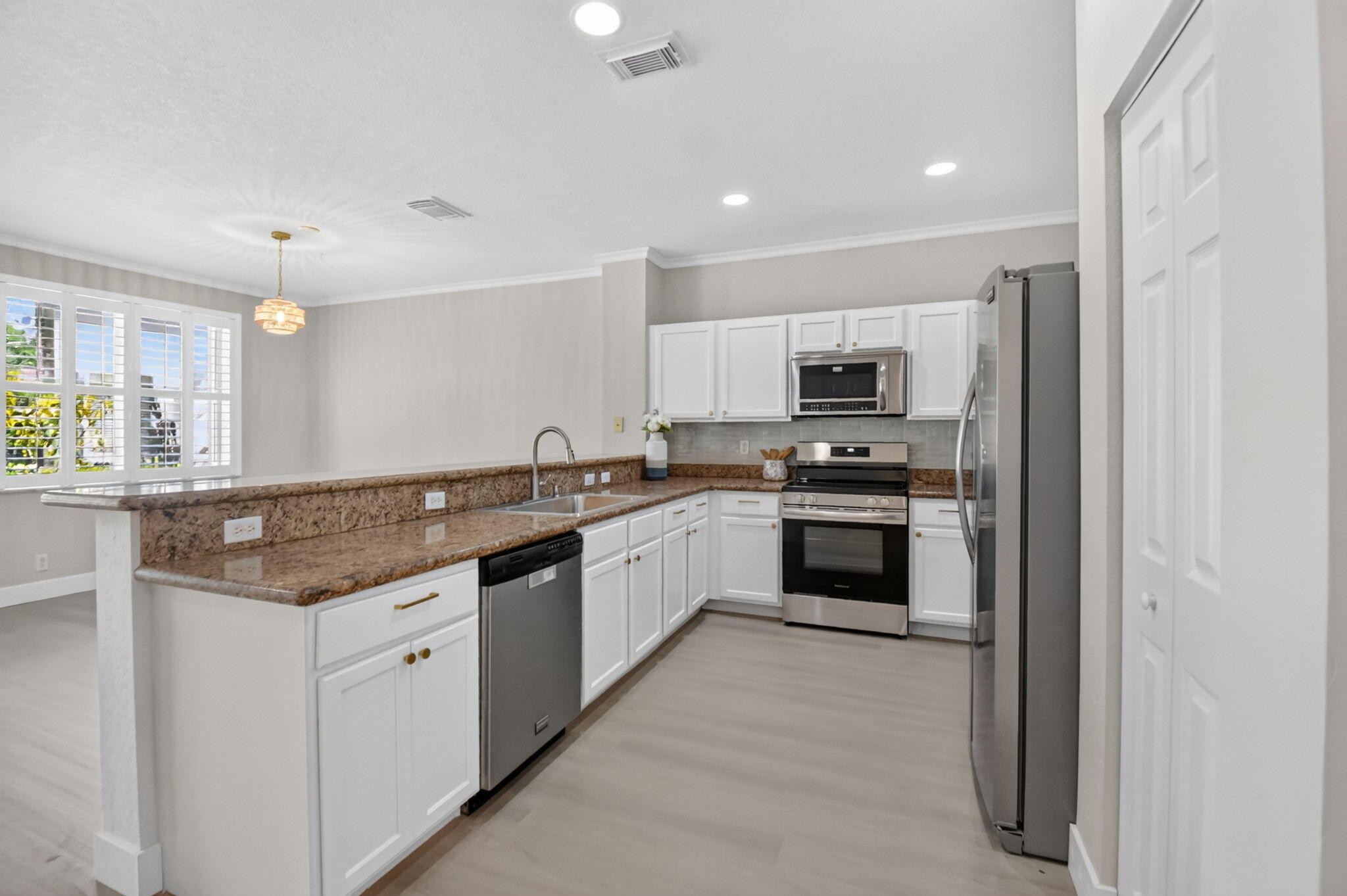 QUANTUM PARK TOWNHOMES - Residential