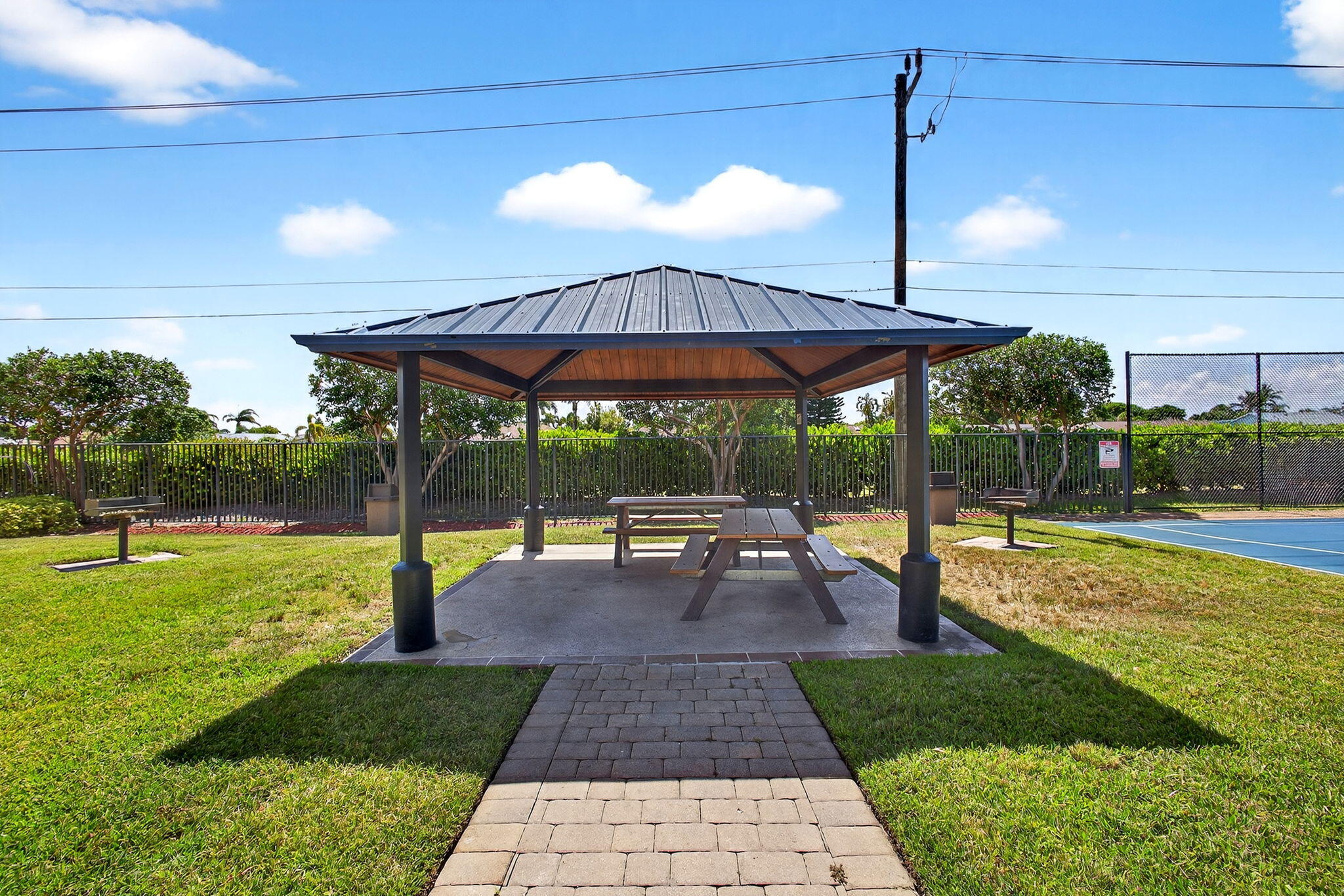 QUANTUM PARK TOWNHOMES - Residential