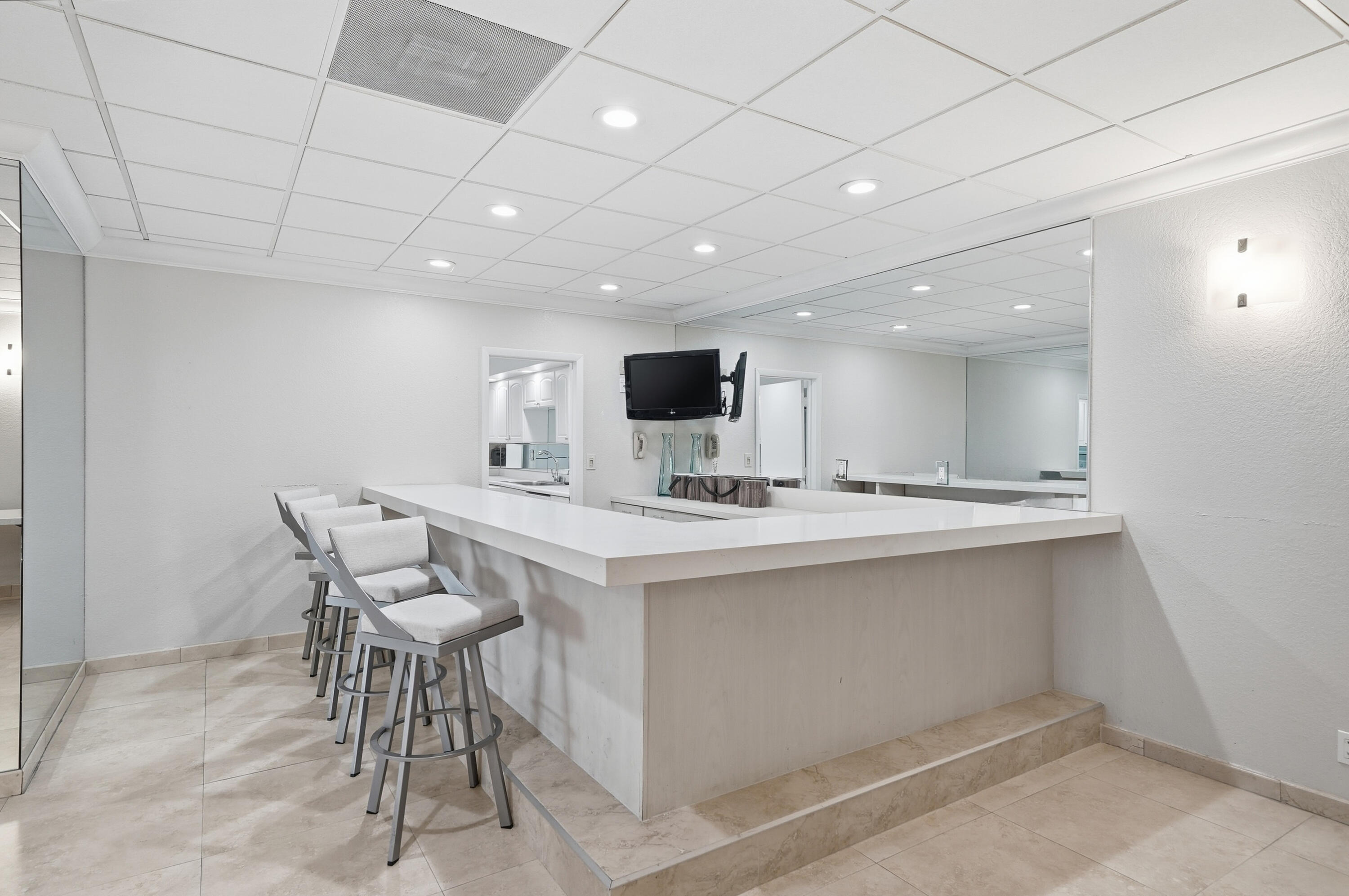 PLAYA DEL MAR CONDO - Residential Lease
