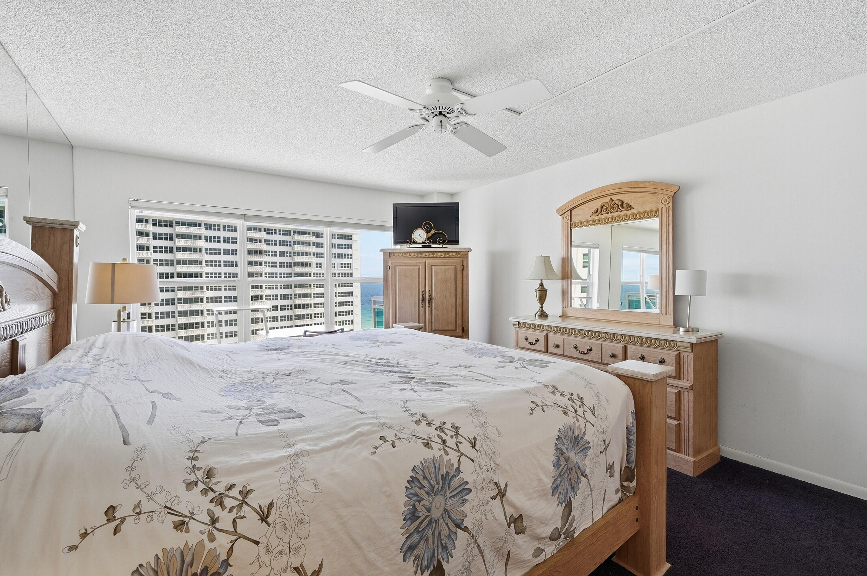 PLAYA DEL MAR CONDO - Residential Lease
