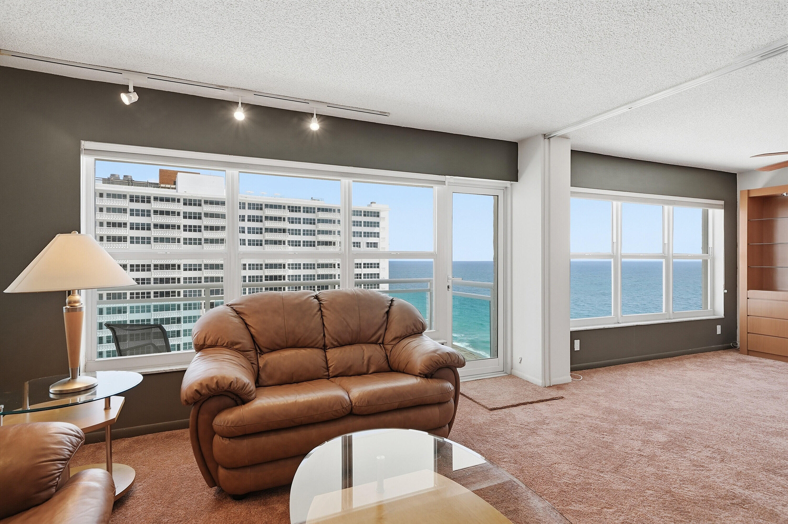 PLAYA DEL MAR CONDO - Residential Lease