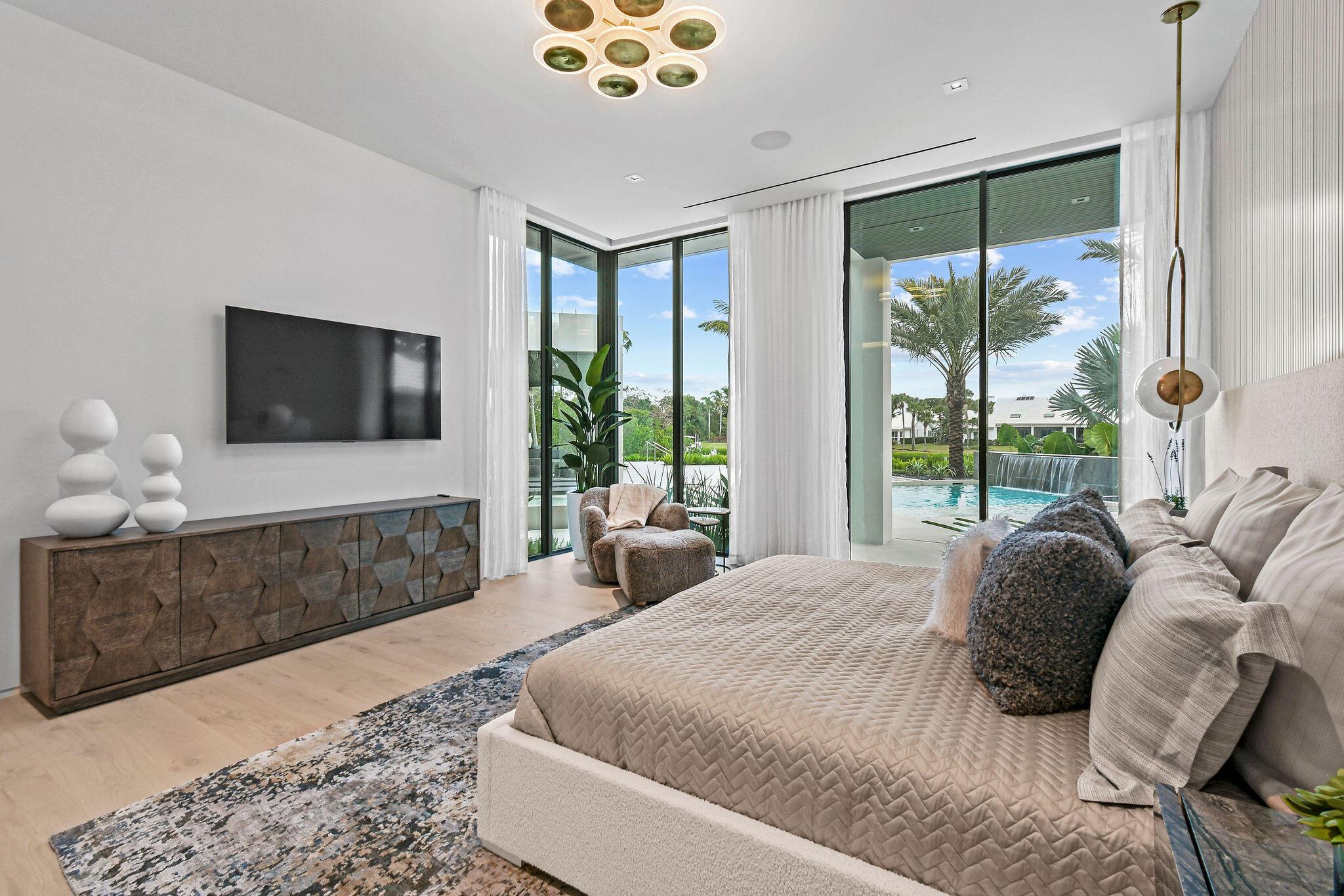 ADMIRALS COVE - Residential