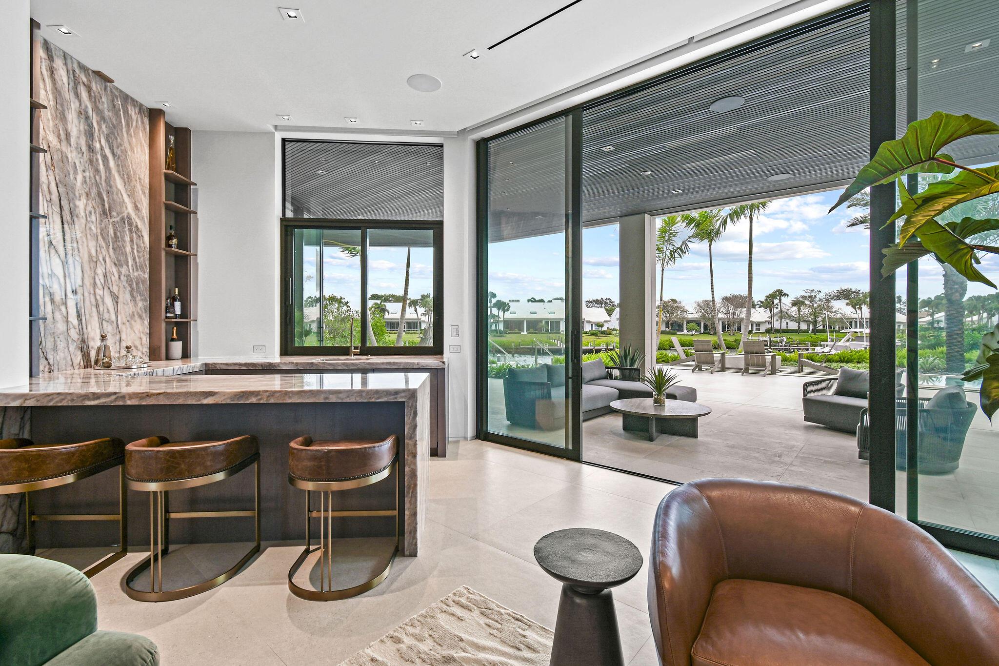 ADMIRALS COVE - Residential