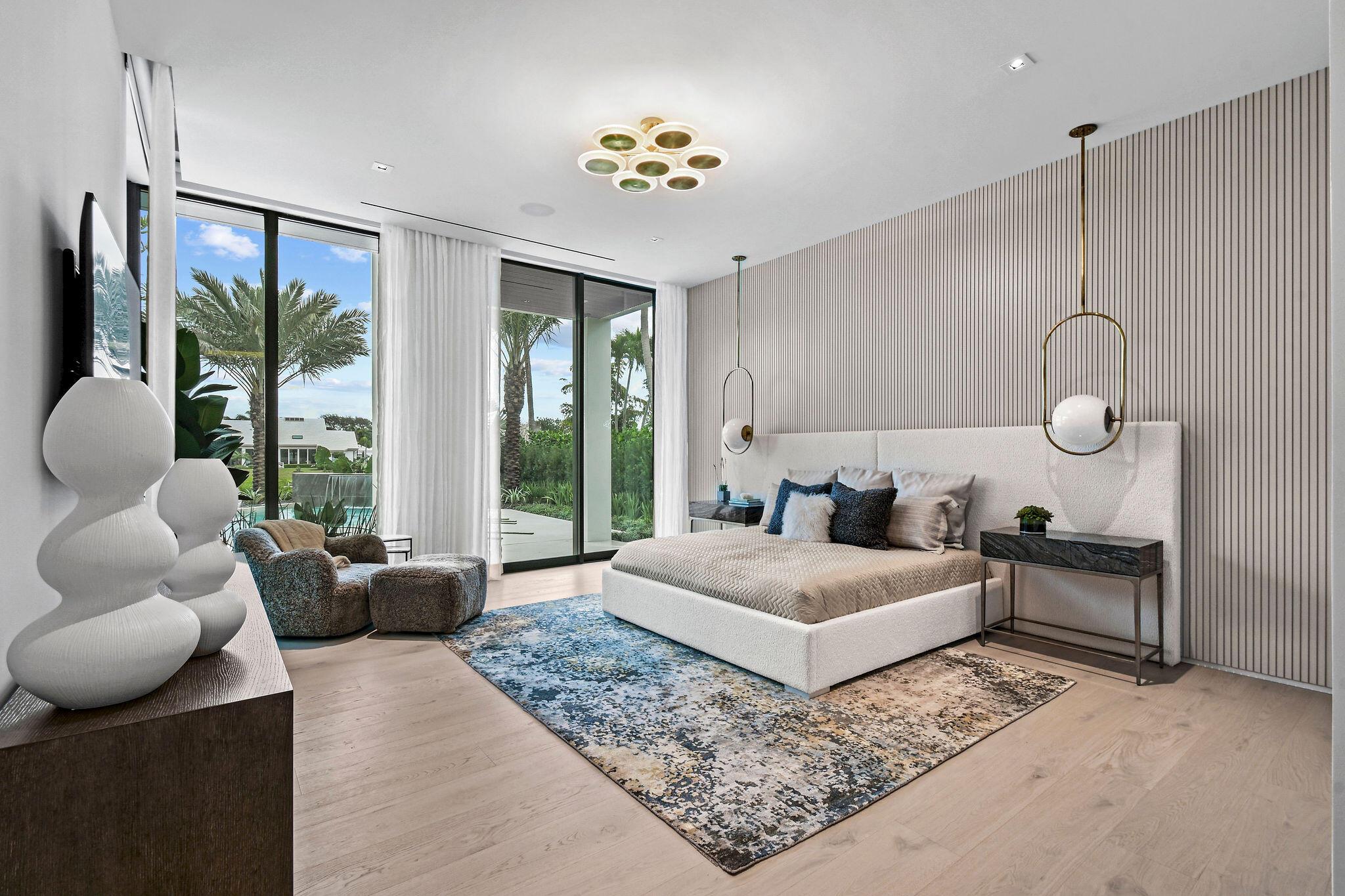 ADMIRALS COVE - Residential