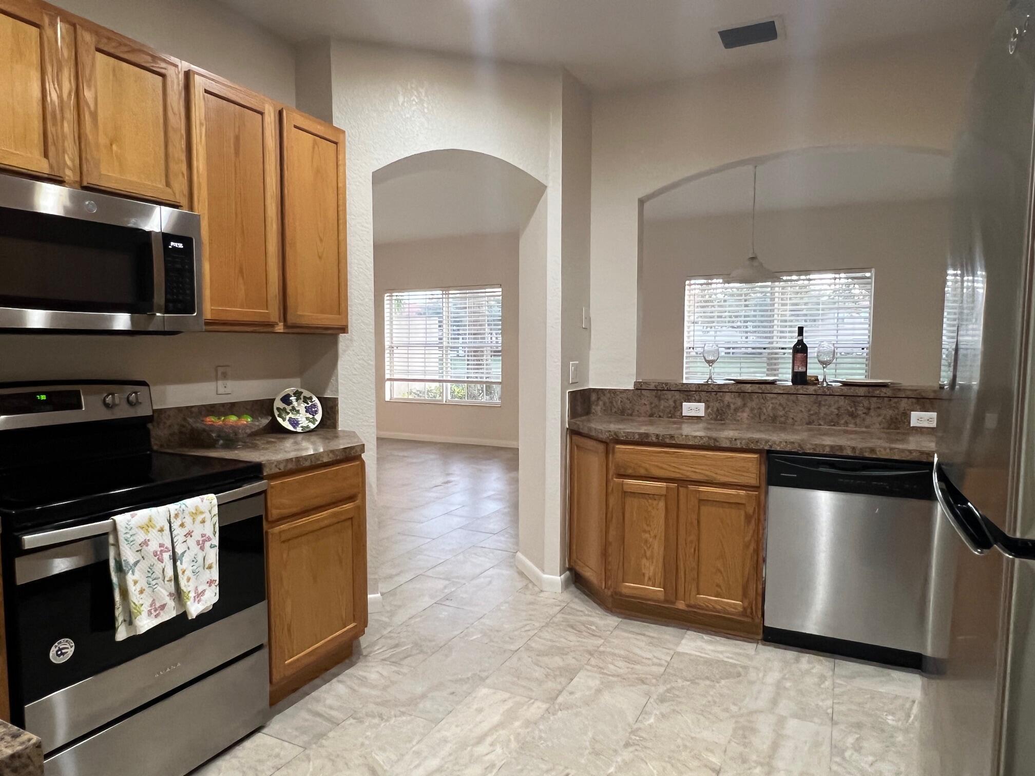 VERONA PALMS - Residential
