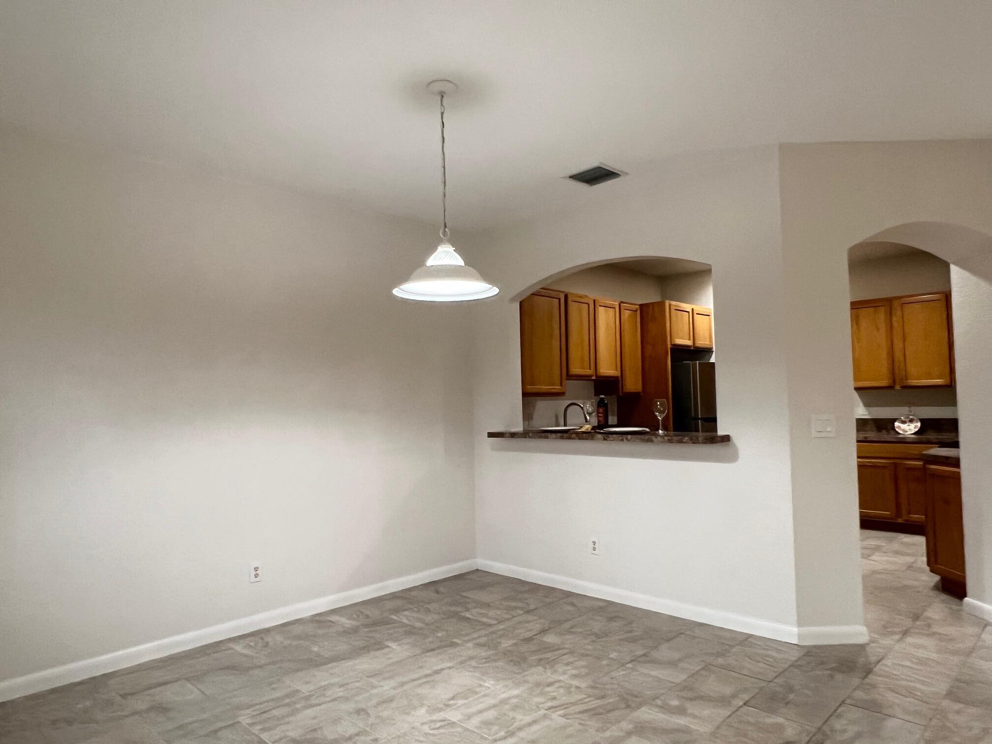 VERONA PALMS - Residential