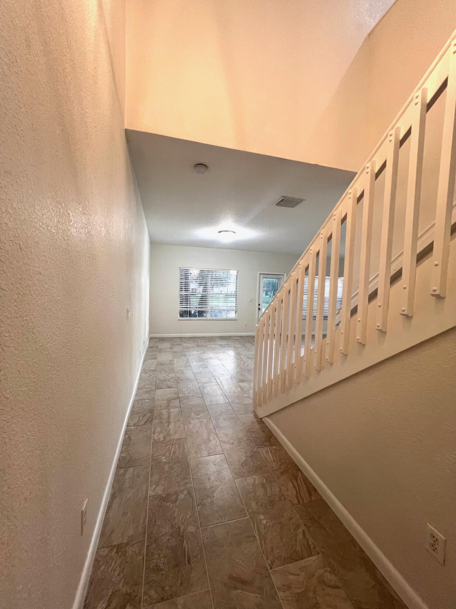 VERONA PALMS - Residential
