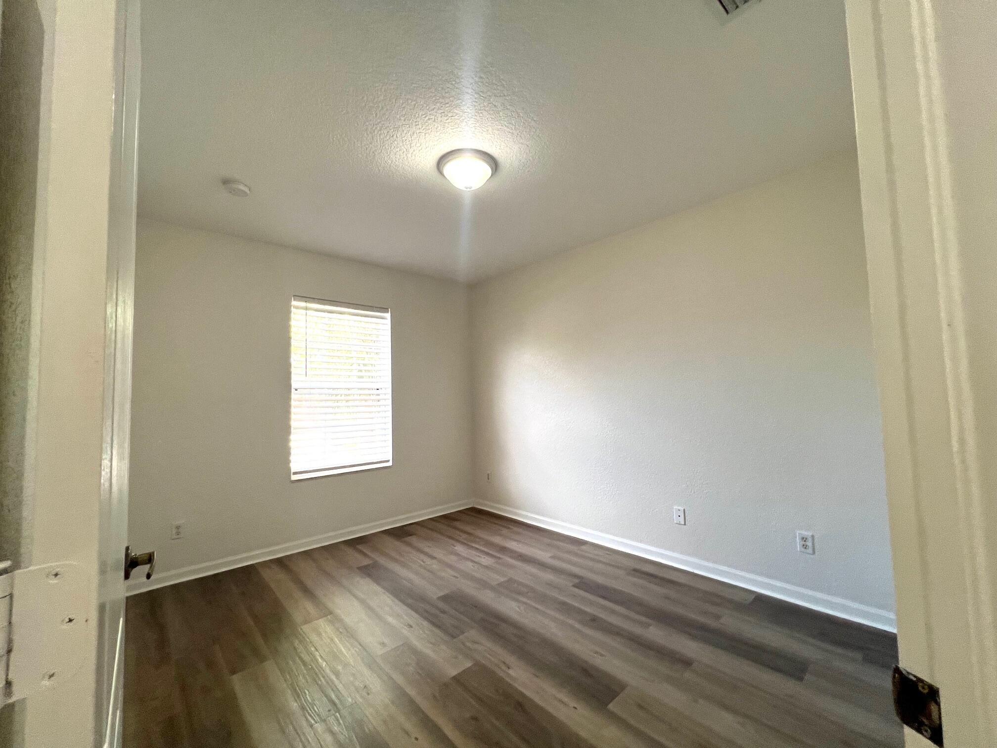 VERONA PALMS - Residential