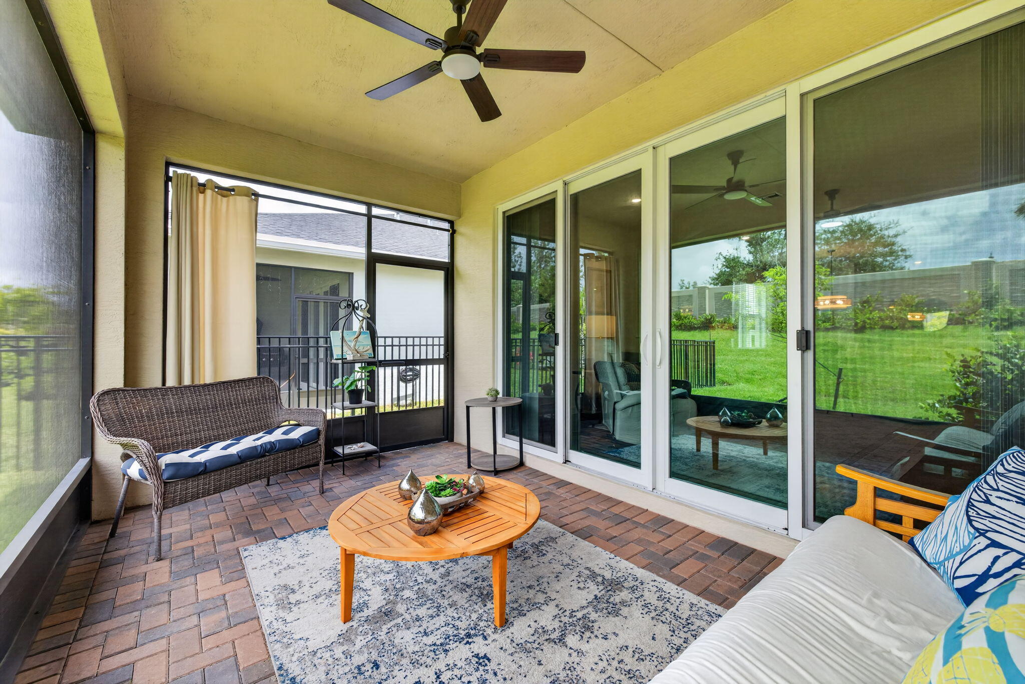 REPLAT OF VERANDA PRESERVE EAST - Residential