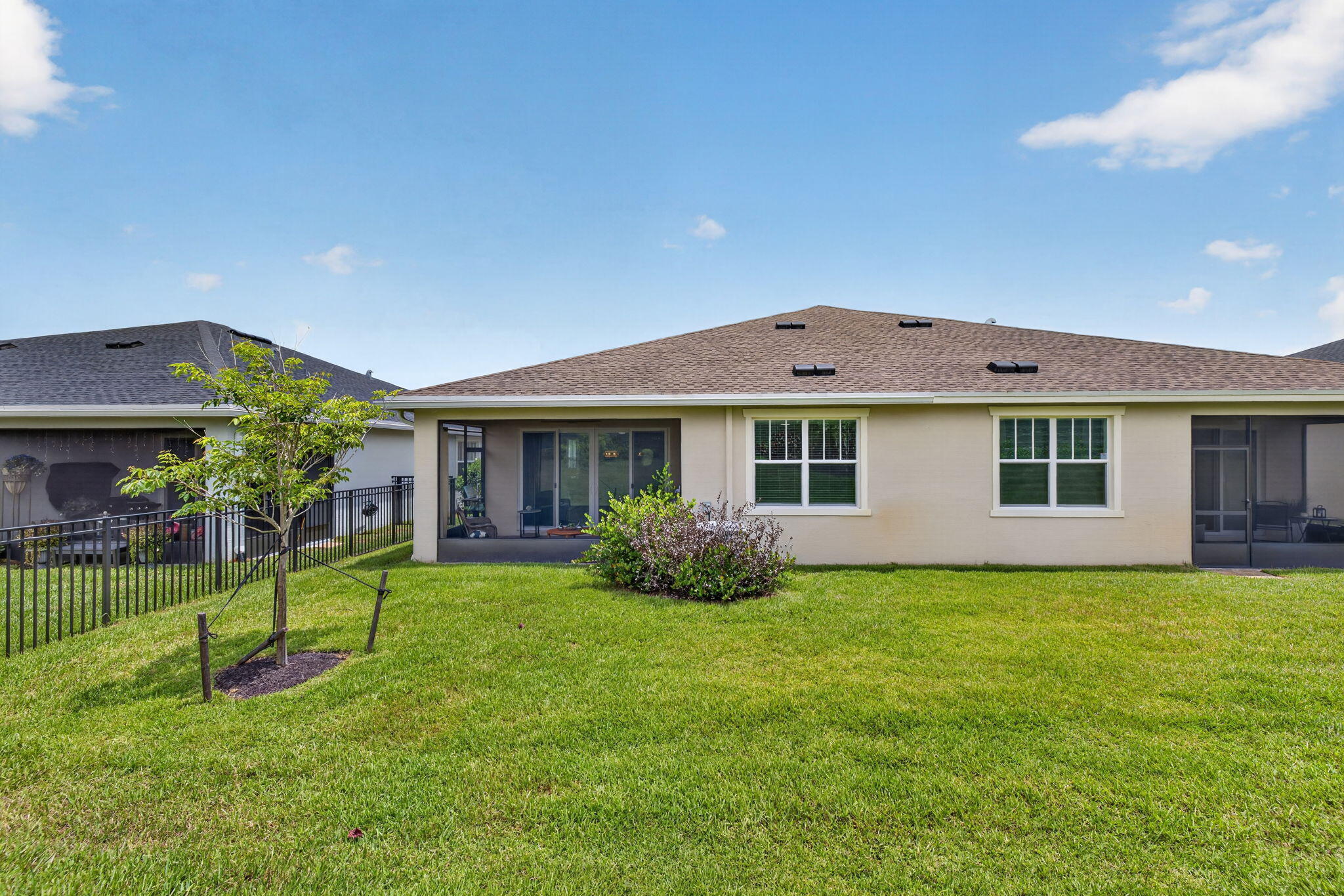 REPLAT OF VERANDA PRESERVE EAST - Residential