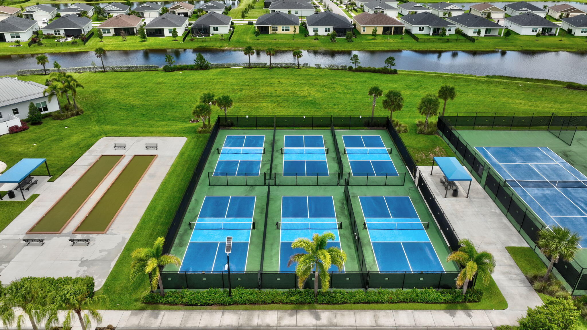 REPLAT OF VERANDA PRESERVE EAST - Residential