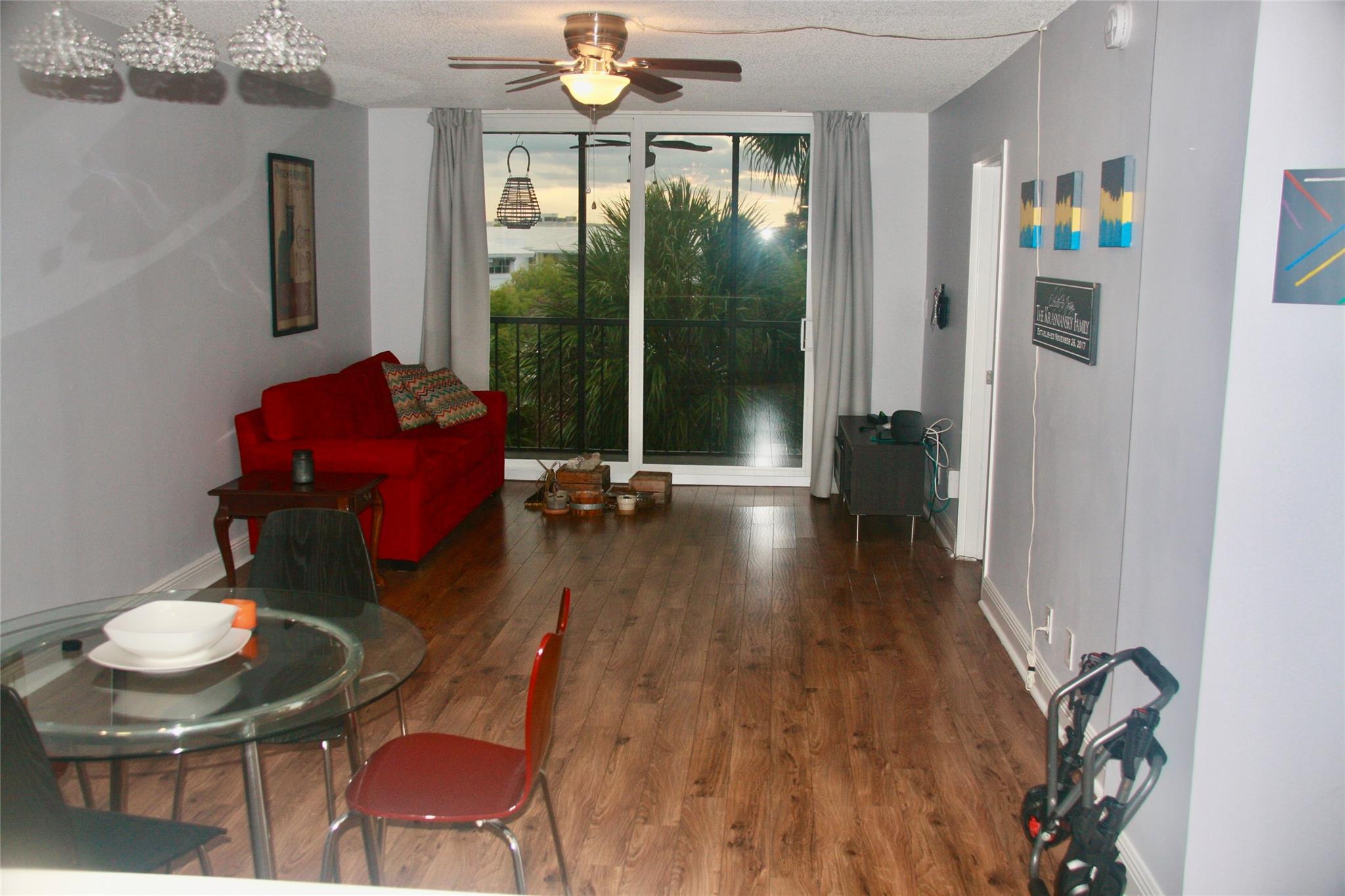Crossfox condominiums - Residential