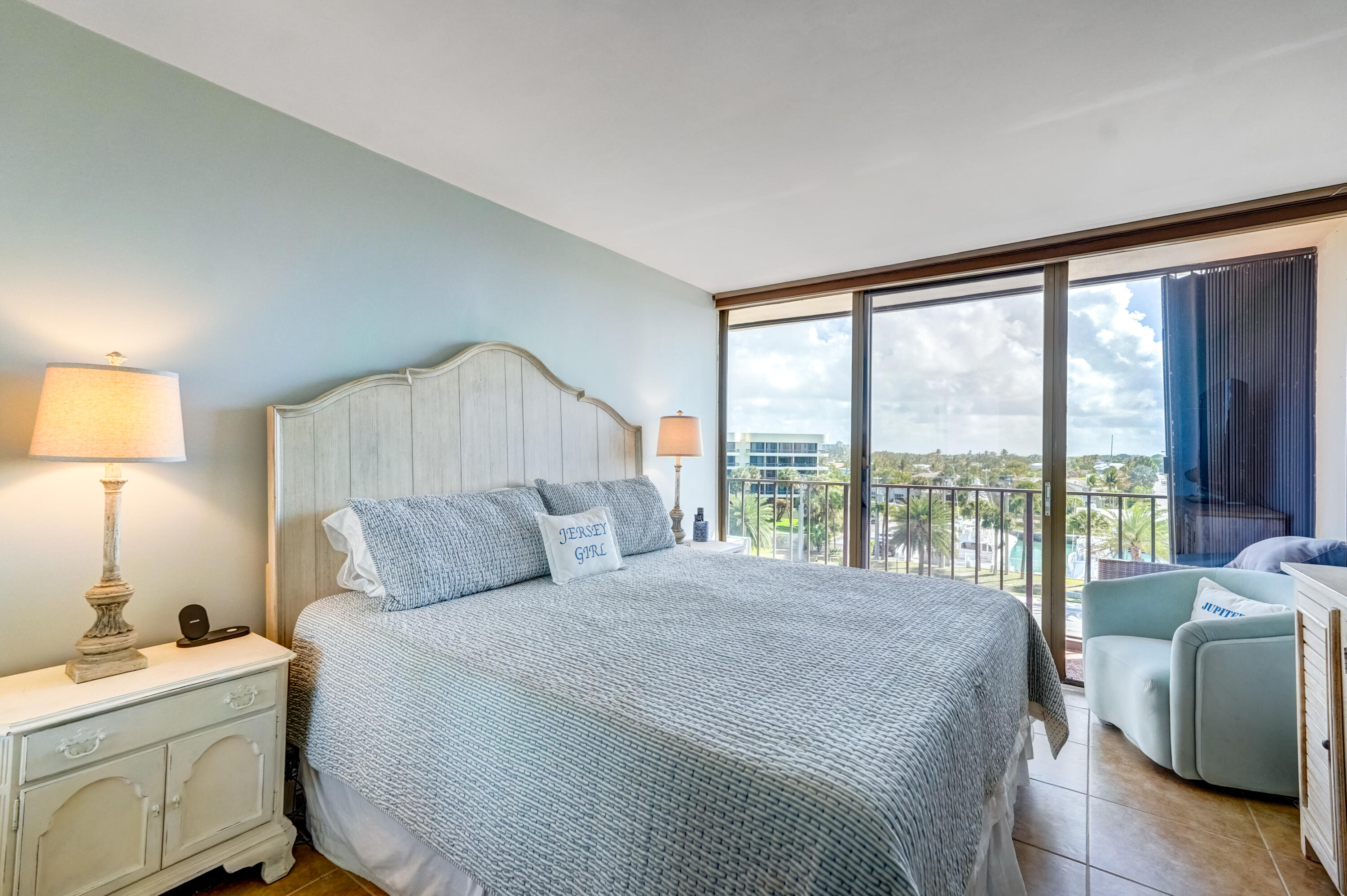 OCEAN VILLAS CONDO APTS - Residential