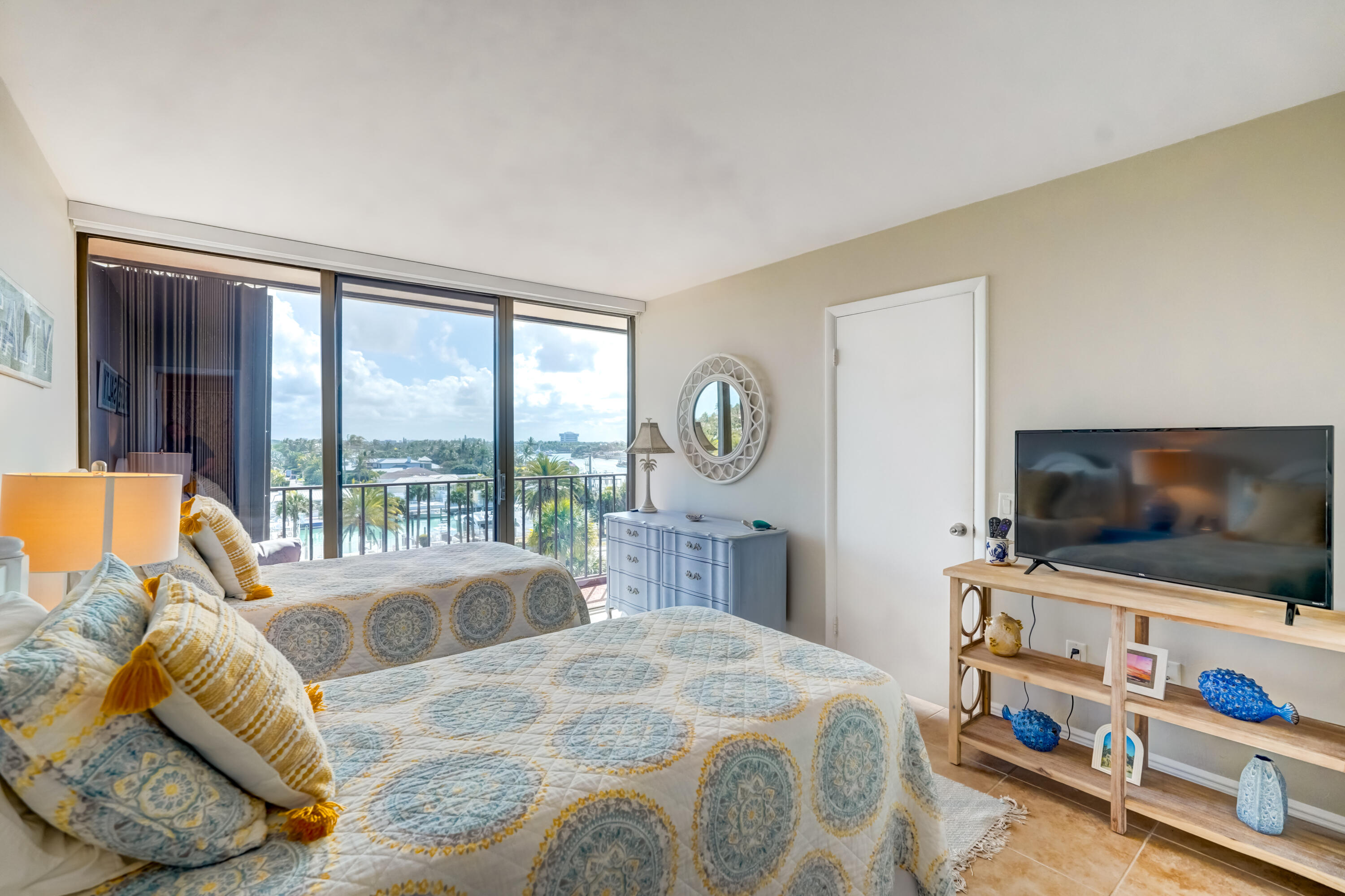 OCEAN VILLAS CONDO APTS - Residential