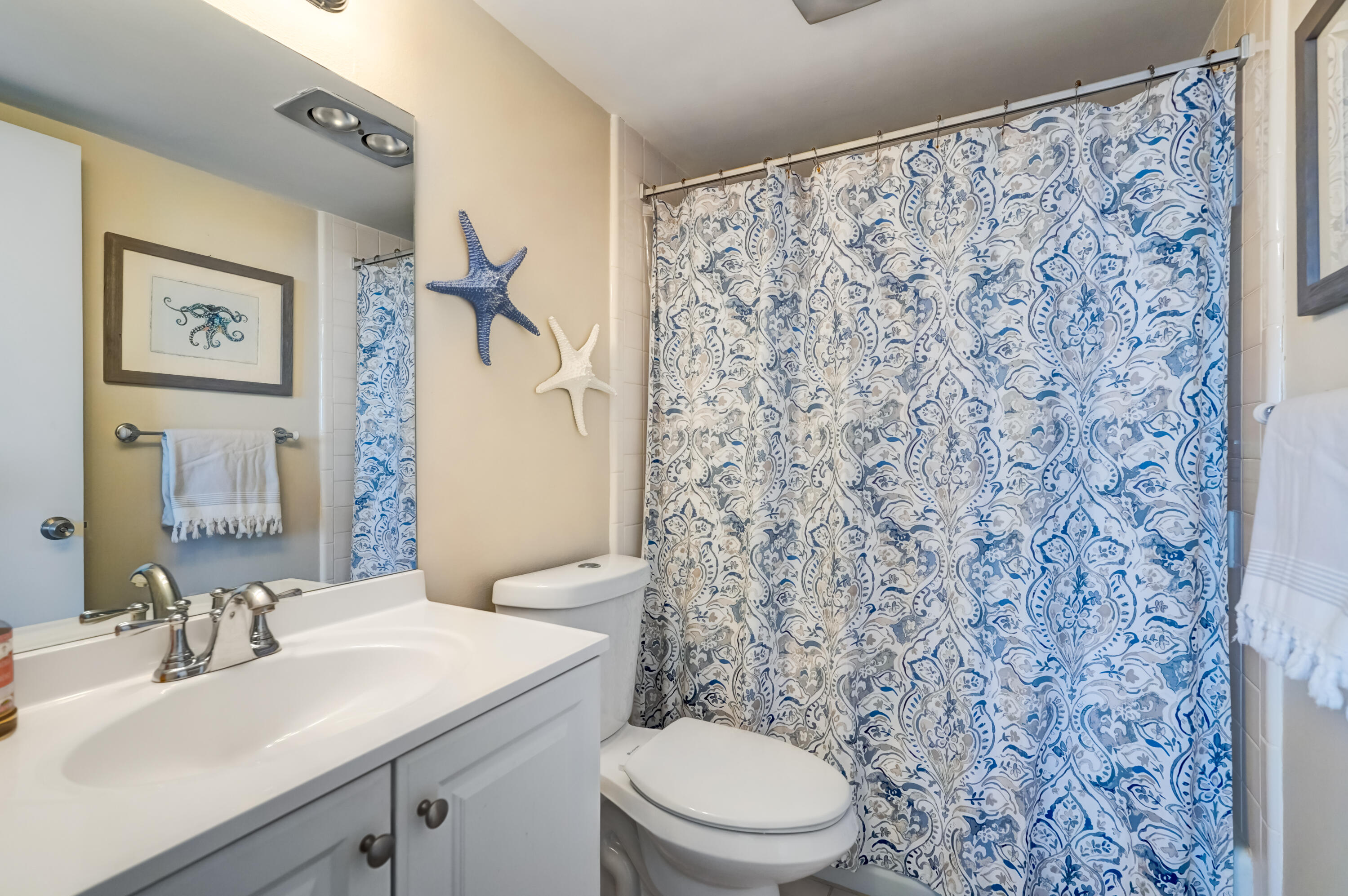 OCEAN VILLAS CONDO APTS - Residential