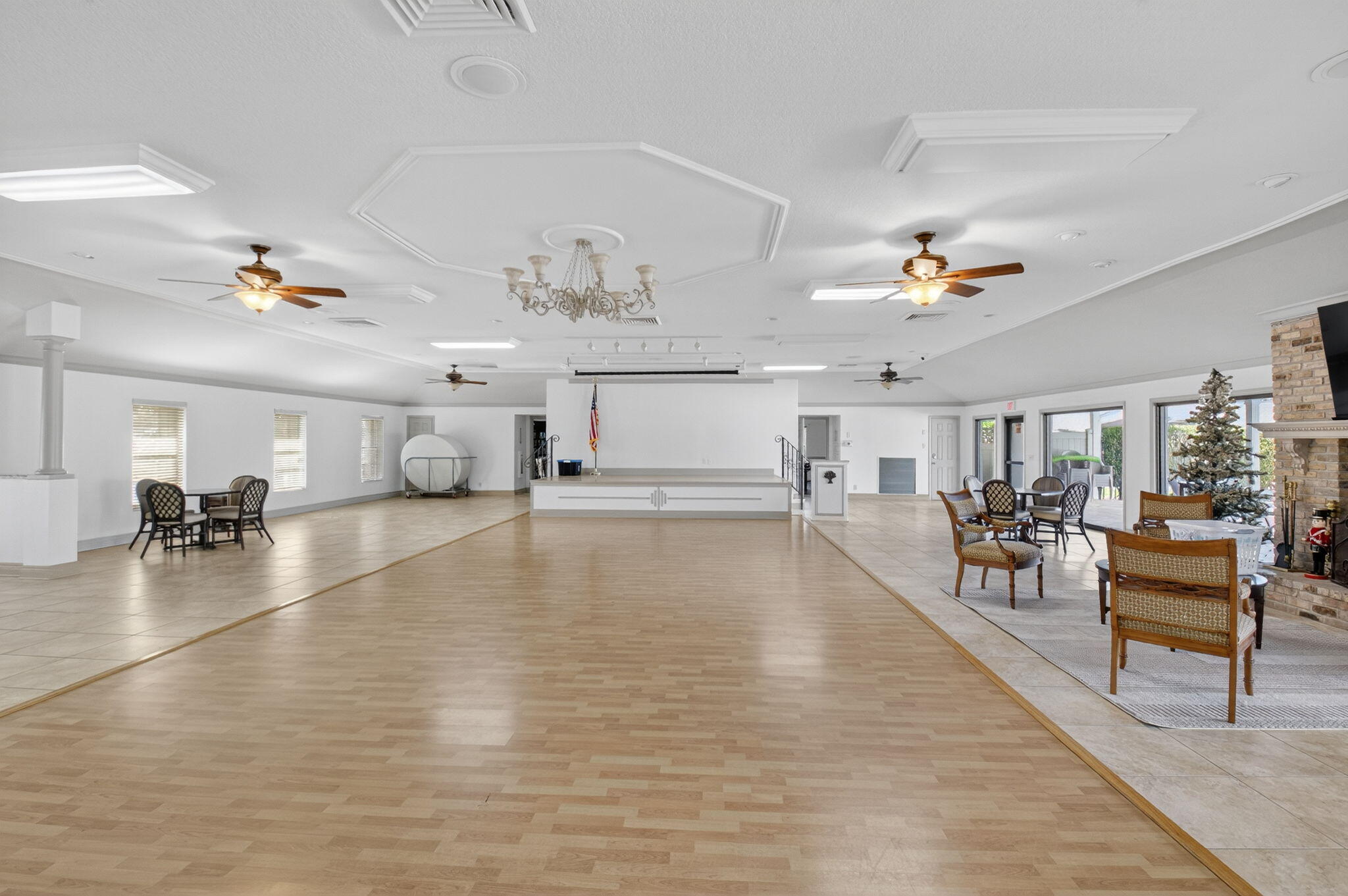 BENT TREE VILLAS EAST CONDO - Residential