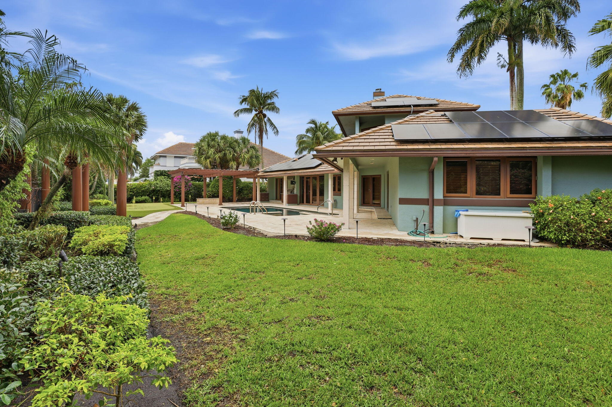 PINE TREE GOLF CLUB - Residential